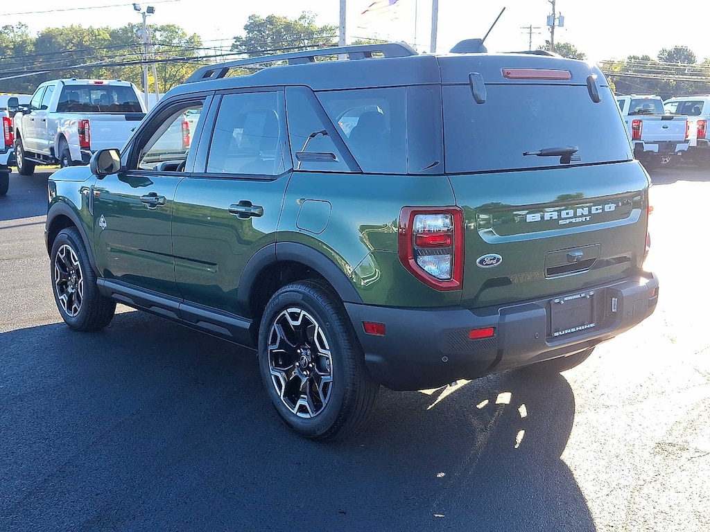 New 2025 Ford Bronco Sport Outer Banks 4x4