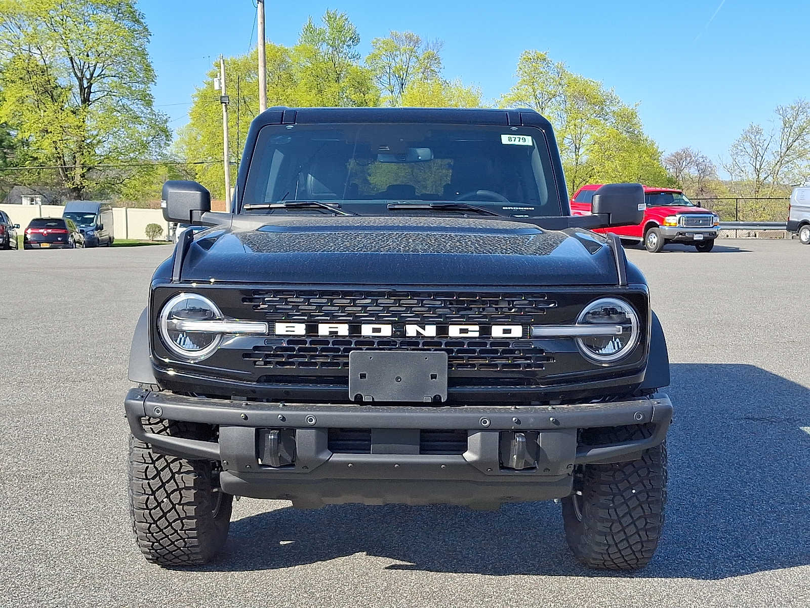 2025 Ford Bronco Badlands photo 2