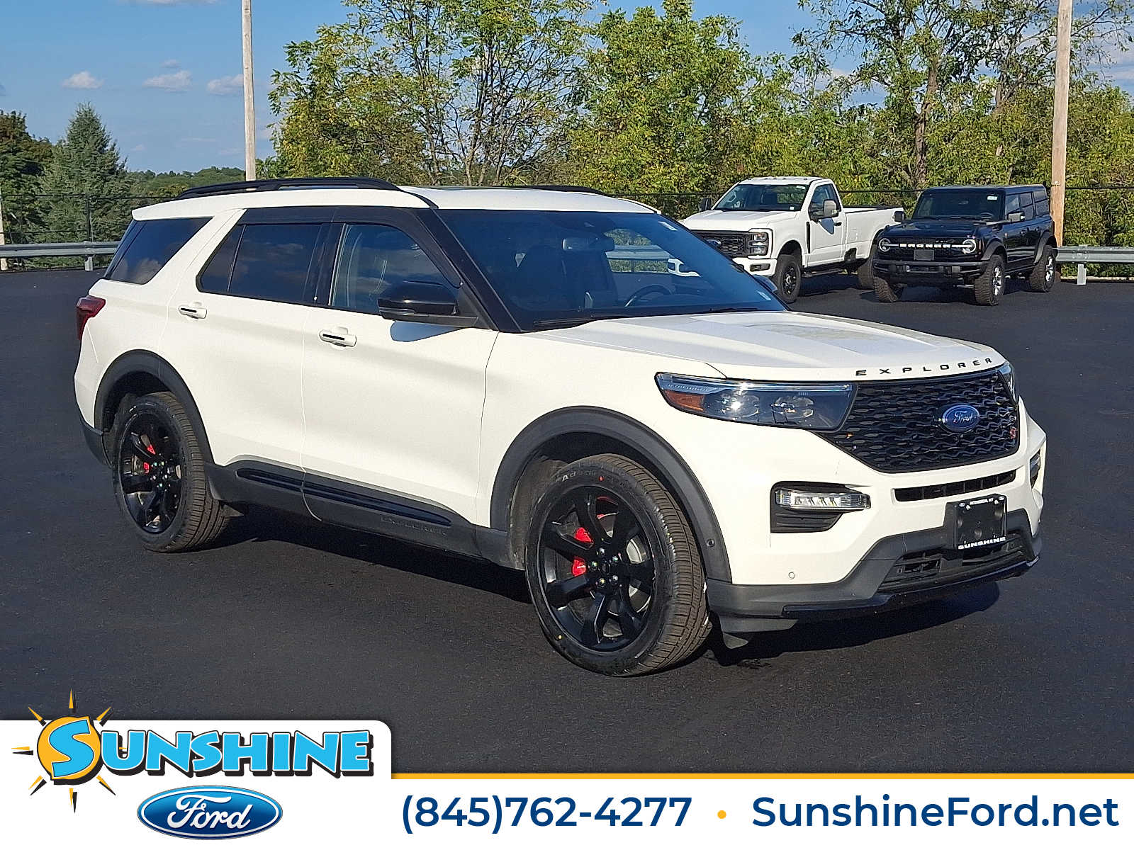2021 Ford Explorer ST's photo