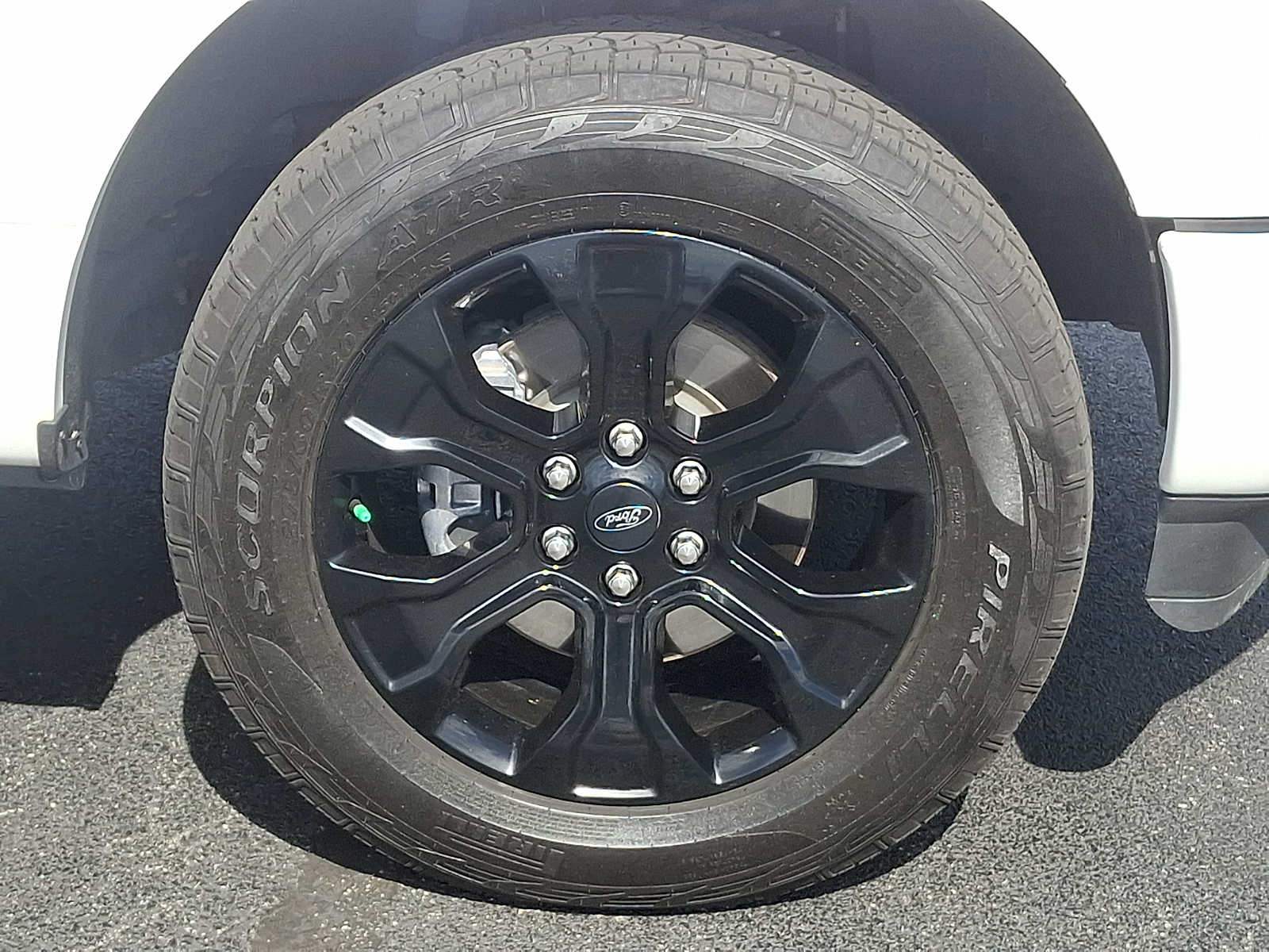 2023 Ford F-150 Lariat - Photo 8