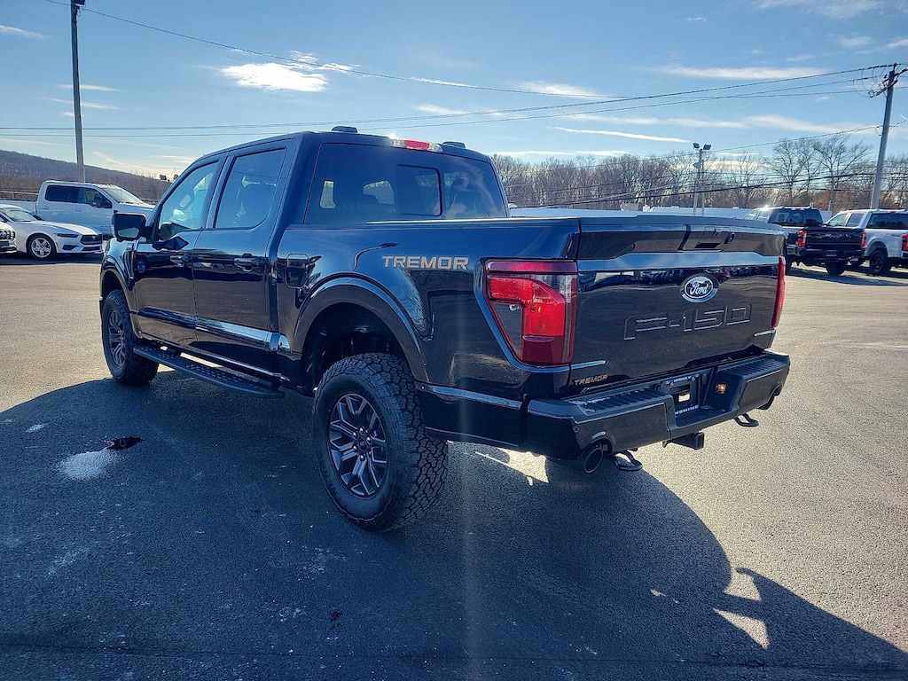 New 2025 Ford F-150 Tremor 4WD SuperCrew 5.5 Box