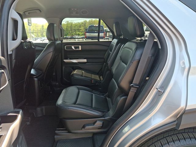 2023 Ford Explorer XLT - Photo 10