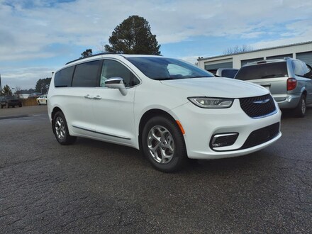 2022 Chrysler Pacifica LIMITED AWD Passenger Van