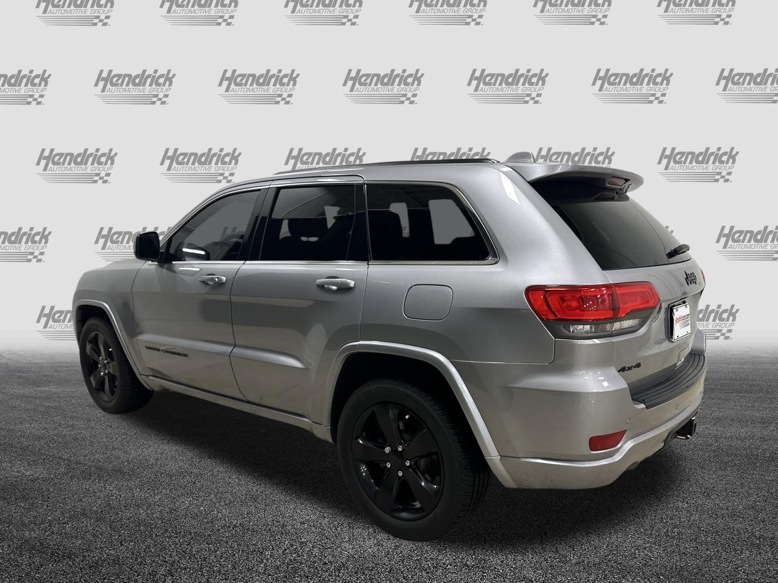 2015 Jeep Grand Cherokee Altitude photo 6