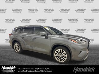 2023 Toyota Highlander Platinum SUV