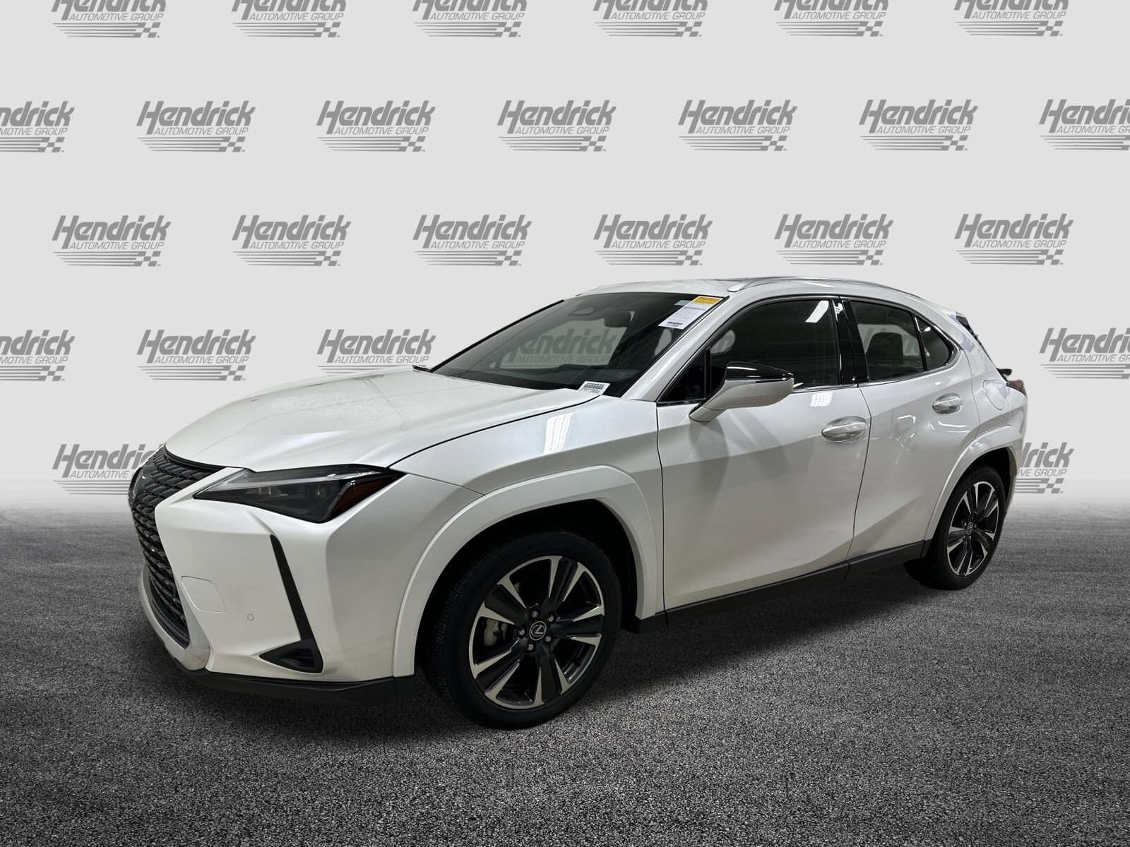 2025 Lexus UX Premium photo 3