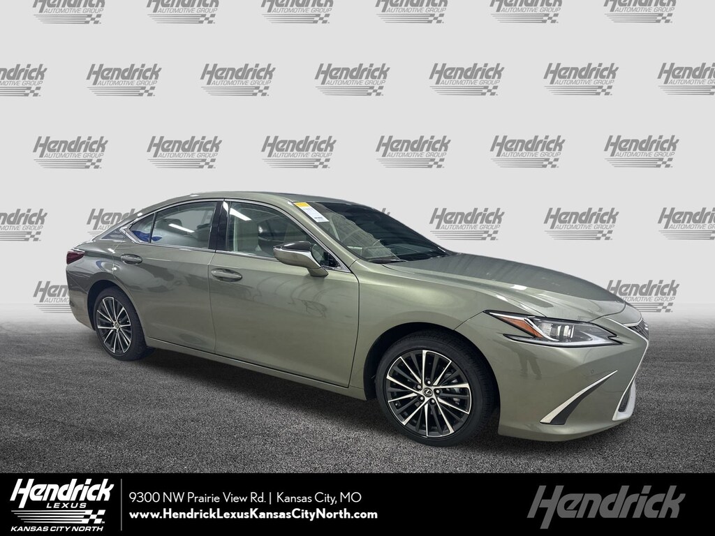 Used 2025 Lexus ES 350 Sedan