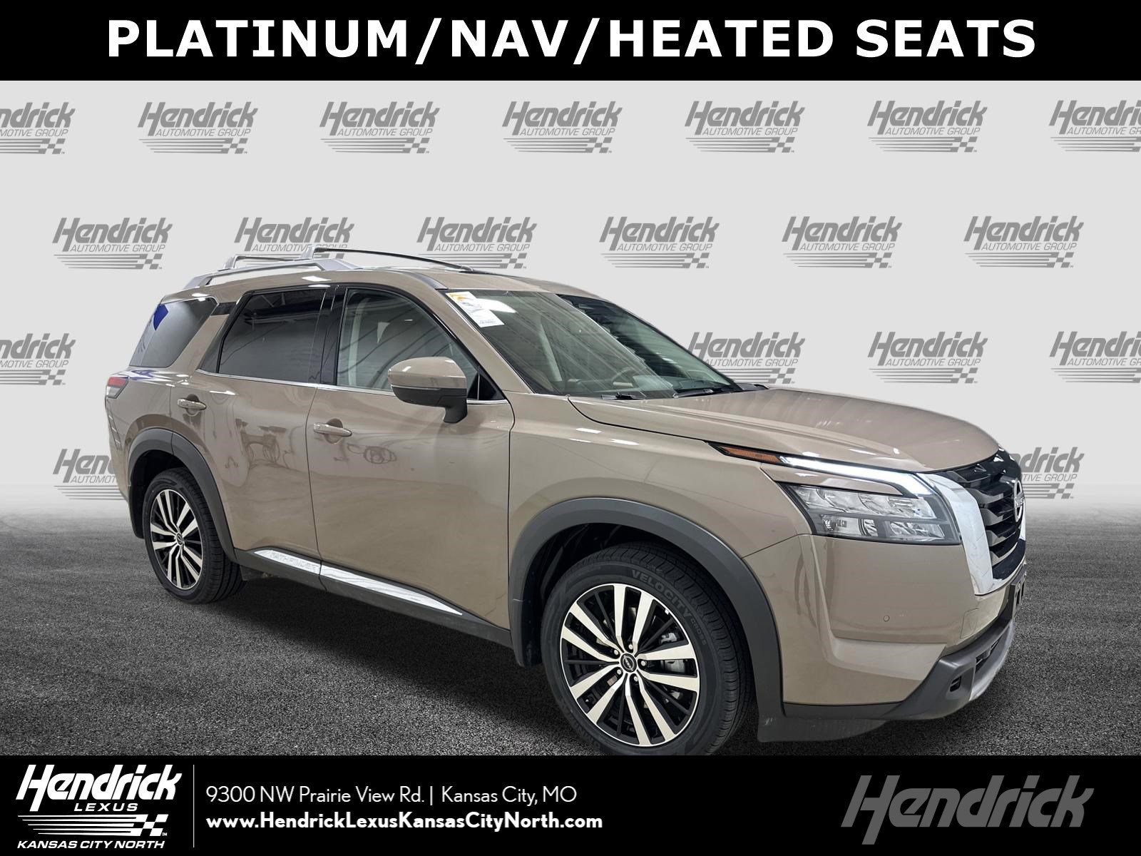 2025 Nissan Pathfinder Platinum 4WD's photo