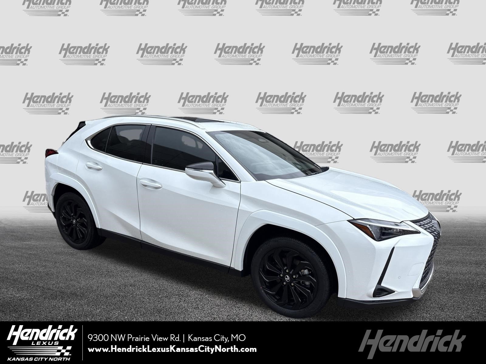 2026 Lexus UX 300h 300h Premium AWD's photo