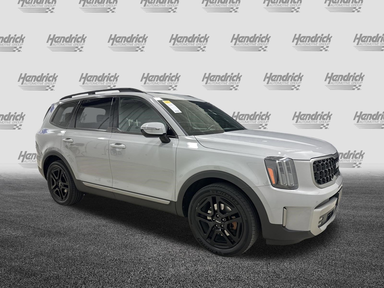 Used 2023 Kia Telluride SX X-Line with VIN 5XYP5DGC6PG377220 for sale in Kansas City