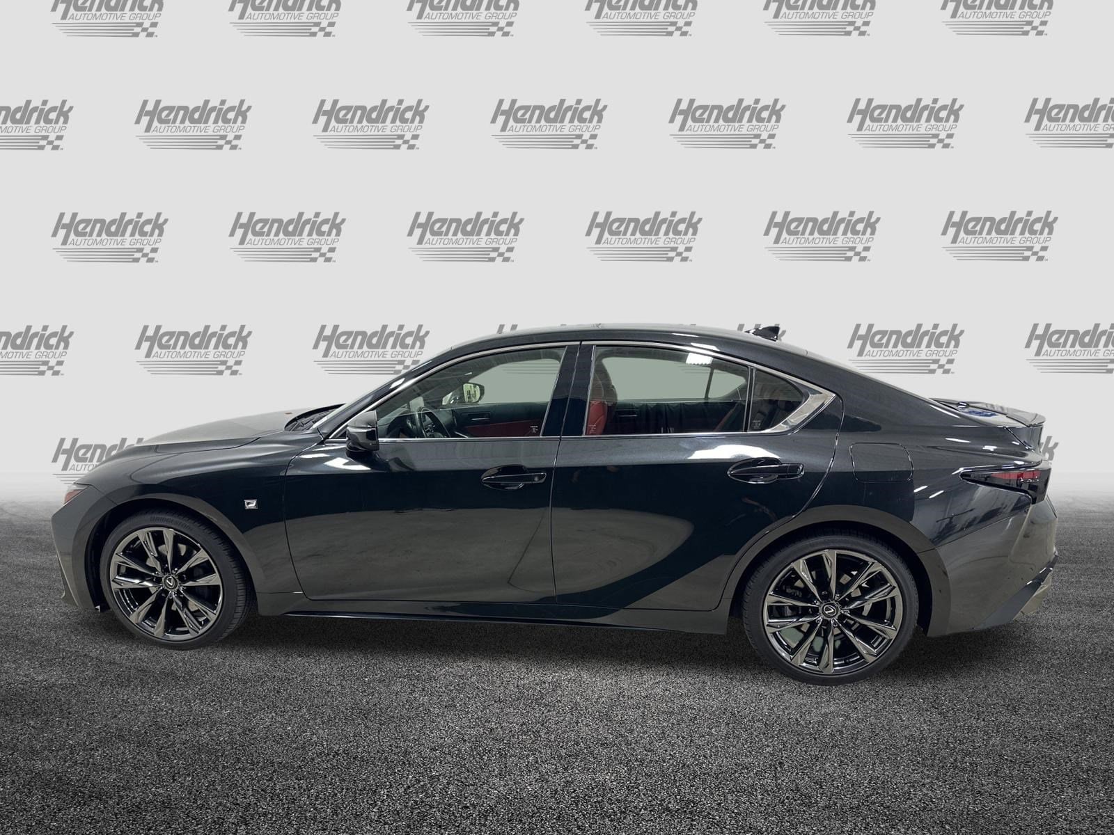2023 LEXUS IS 350 F SPORT photo 4