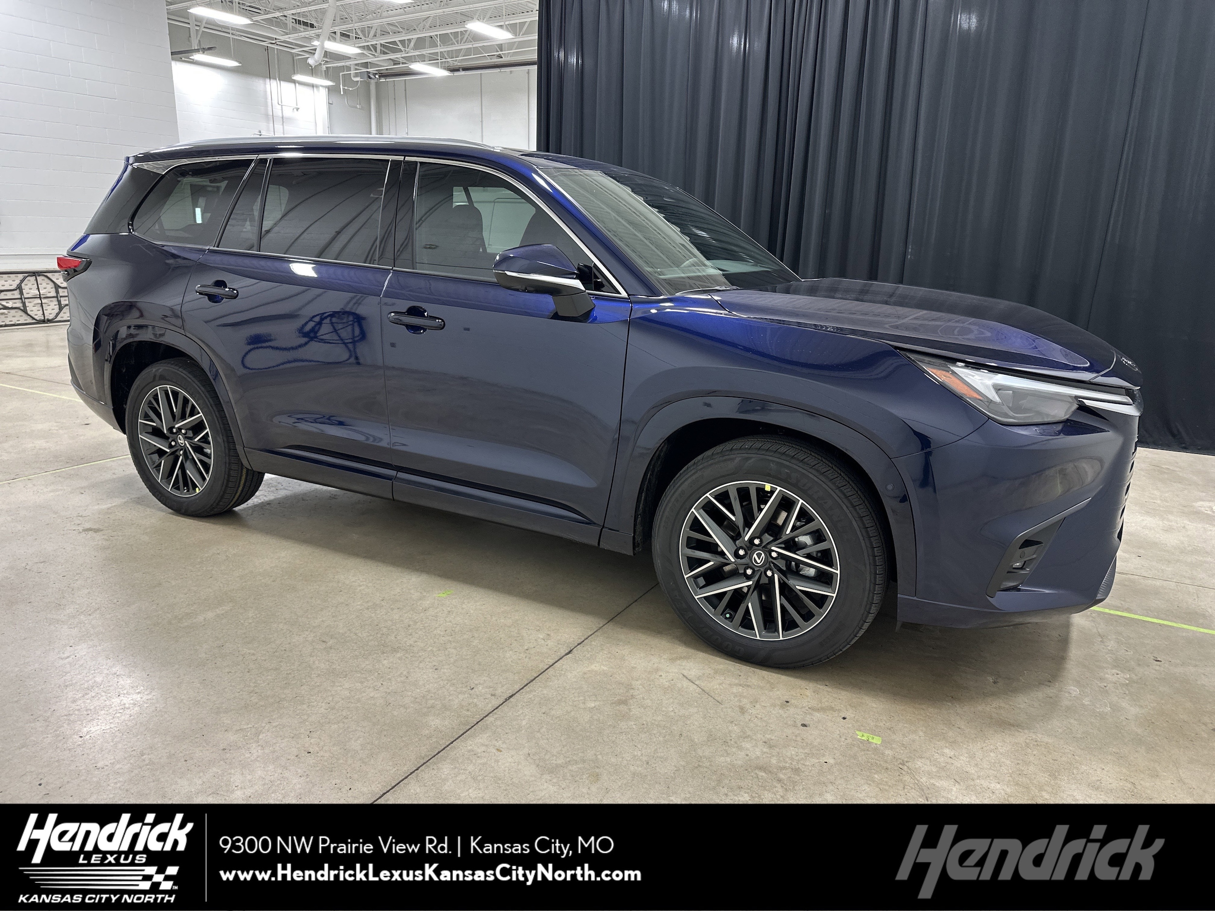 2026 Lexus TX Luxury's photo