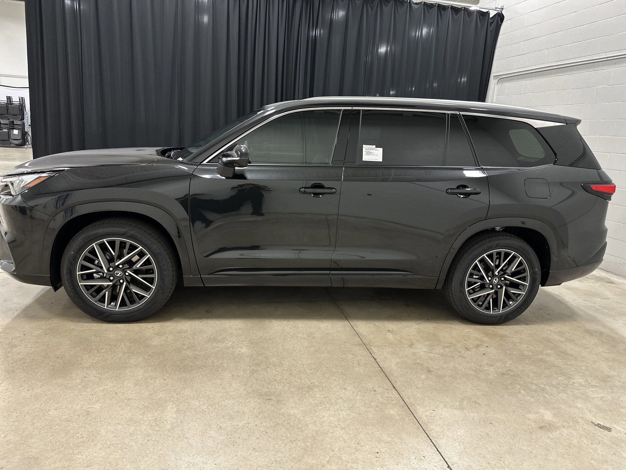 2026 Lexus TX 350 Premium photo 2