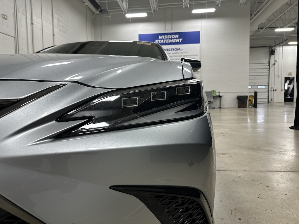Used 2023 Lexus ES 350 F SPORT Handling Sedan