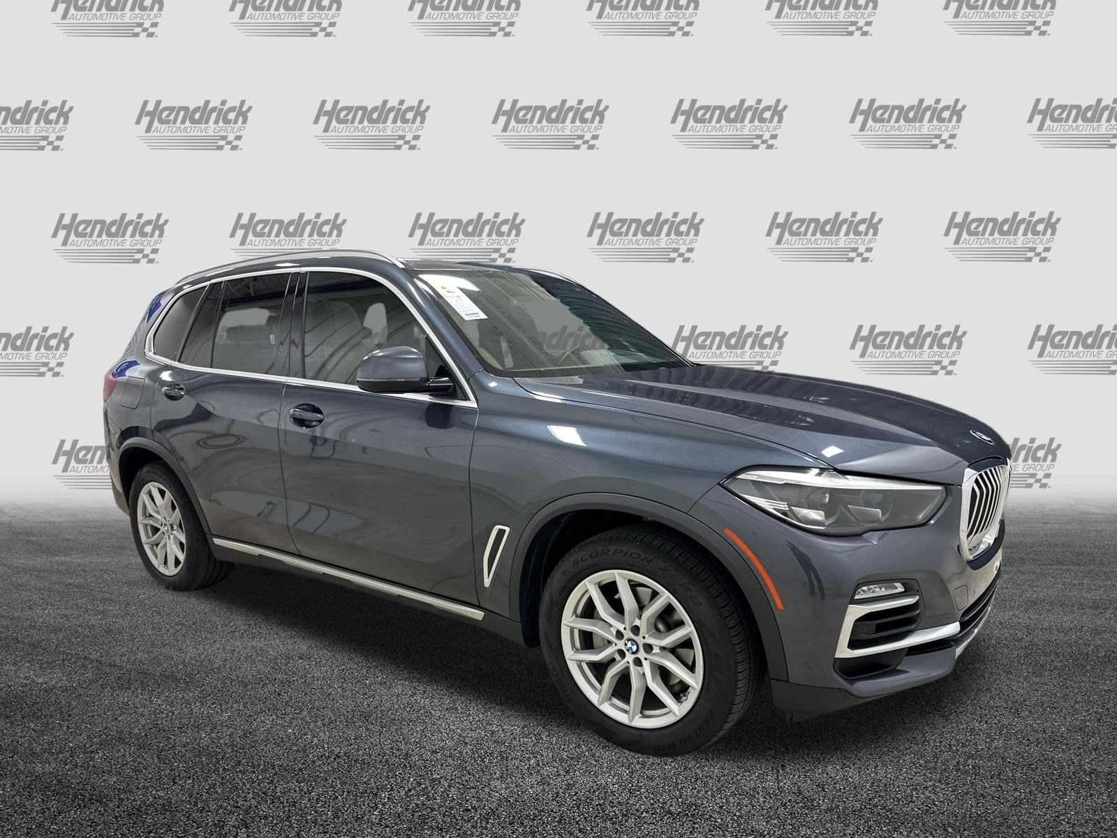 Used 2019 BMW X5 40i with VIN 5UXCR6C56KLL01837 for sale in Kansas City