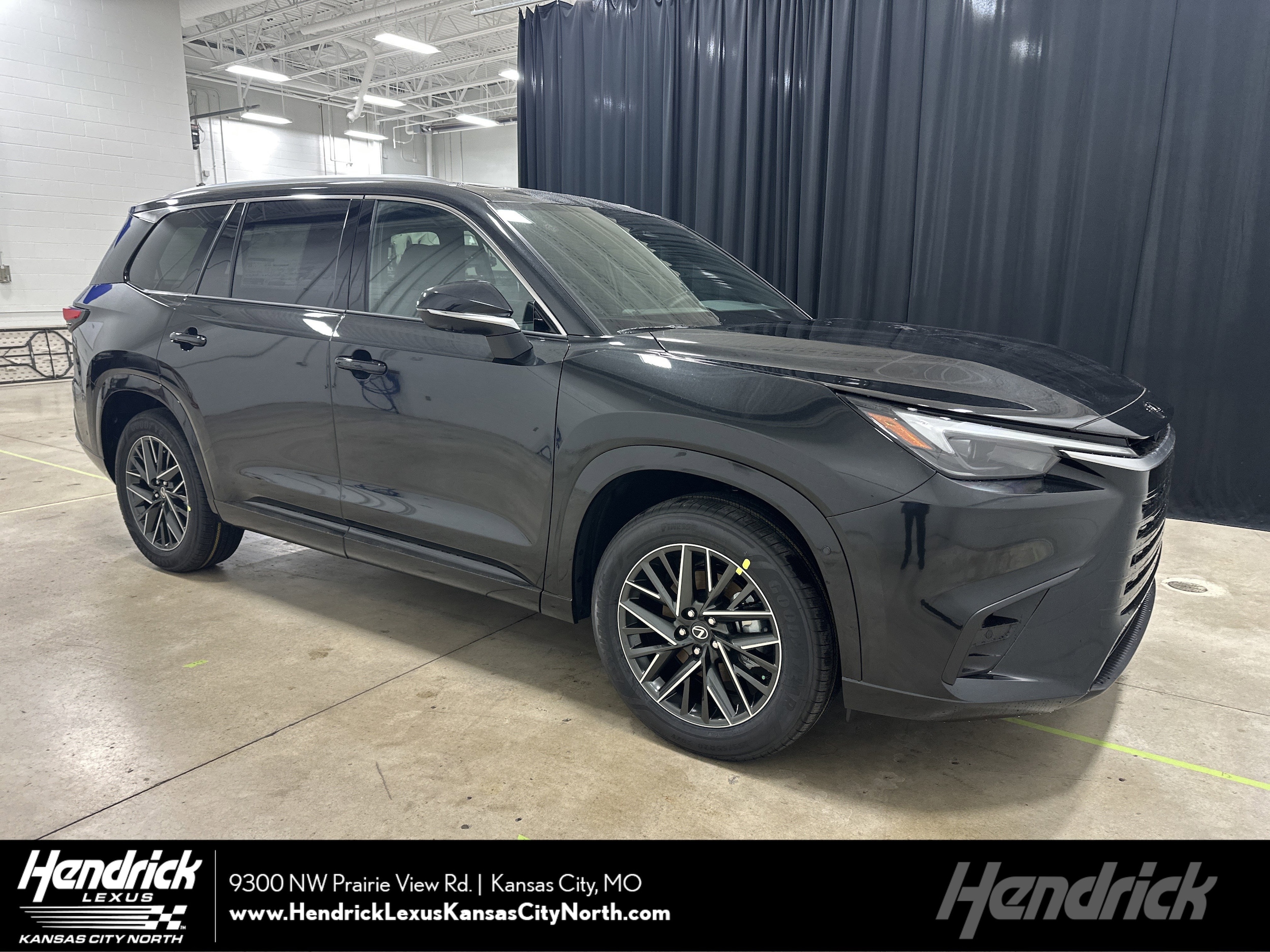 2026 Lexus TX Premium's photo