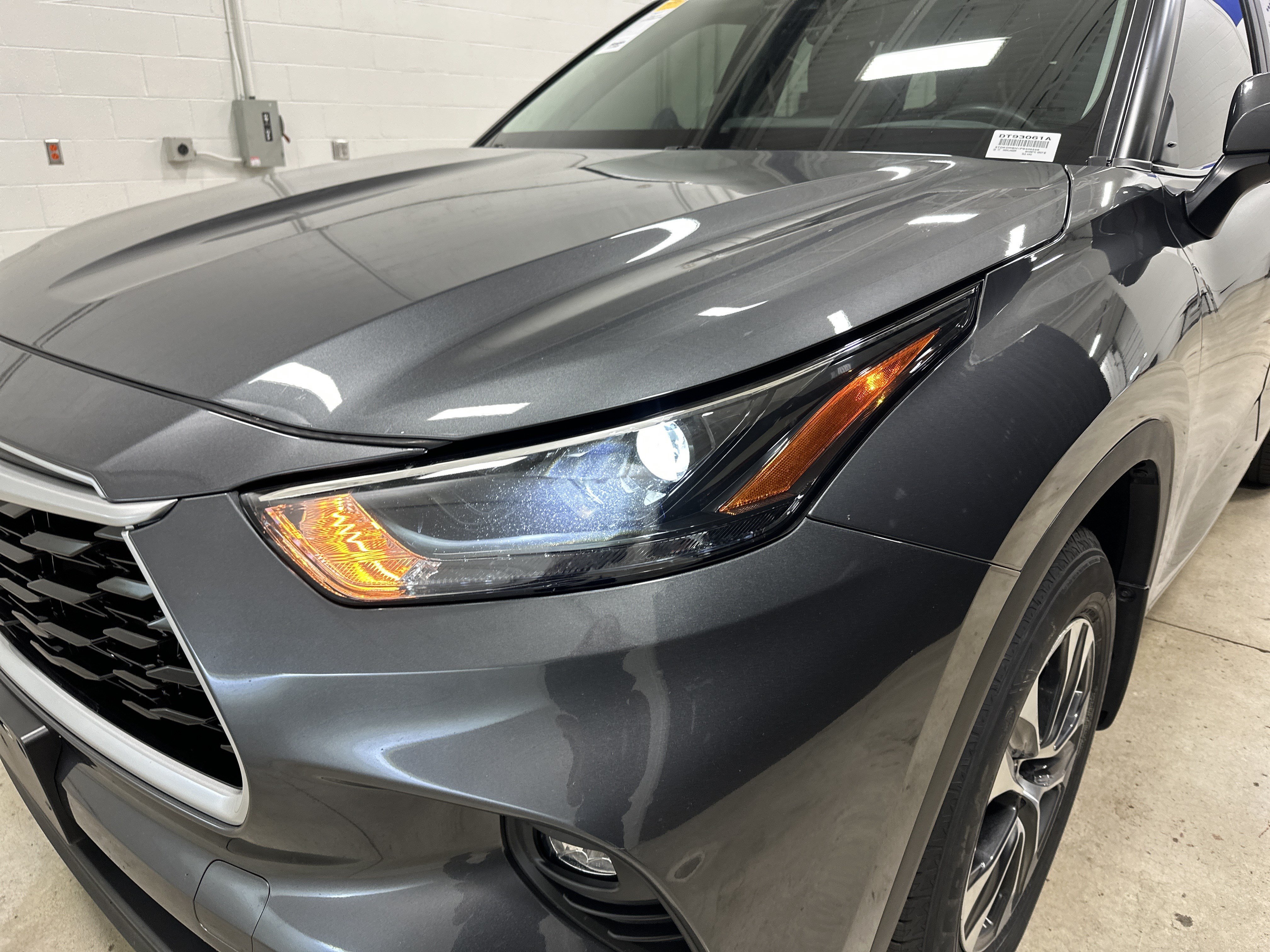 Used 2023 Toyota Highlander XLE SUV