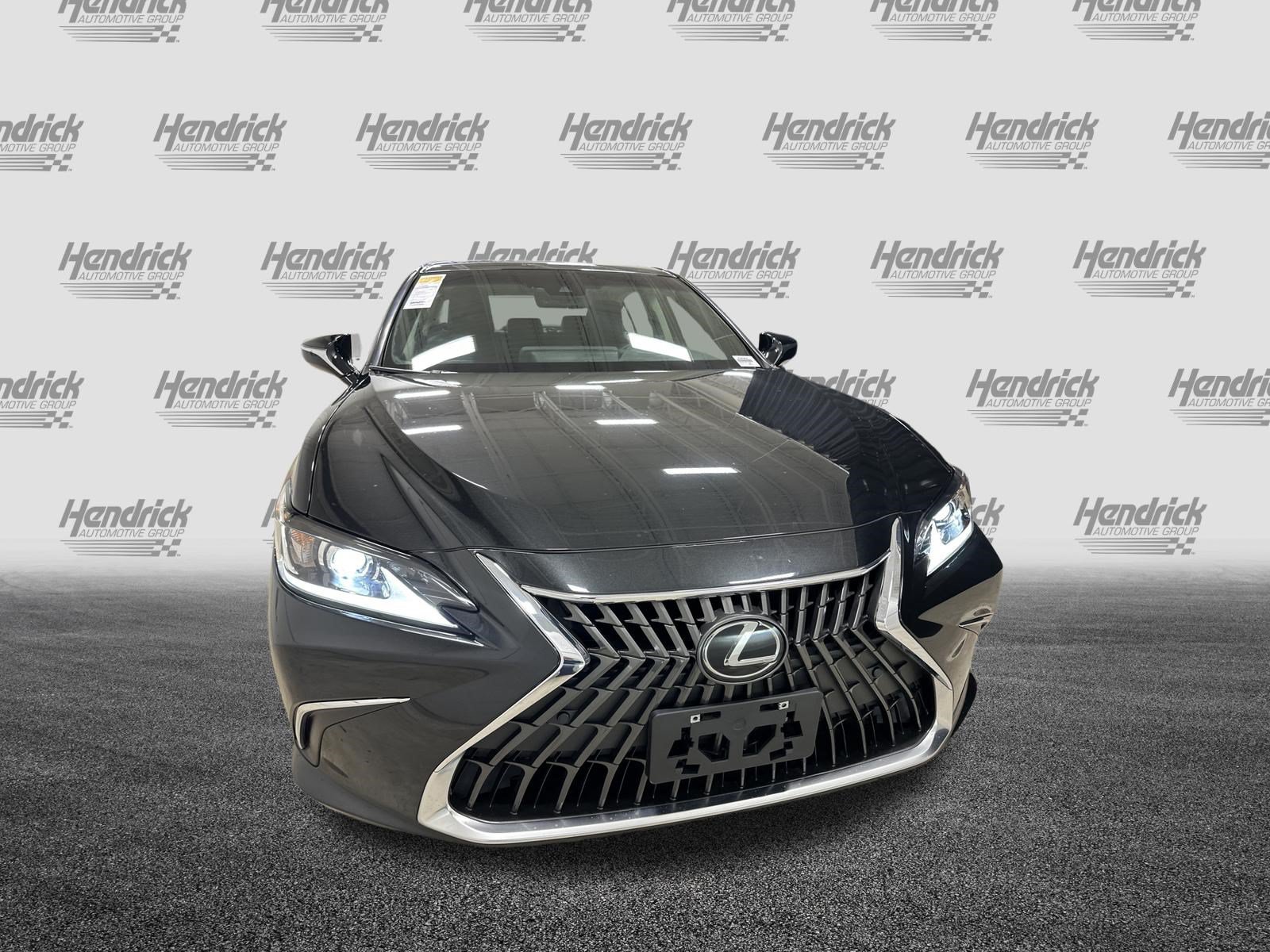 Used 2023 Lexus ES 350 Sedan