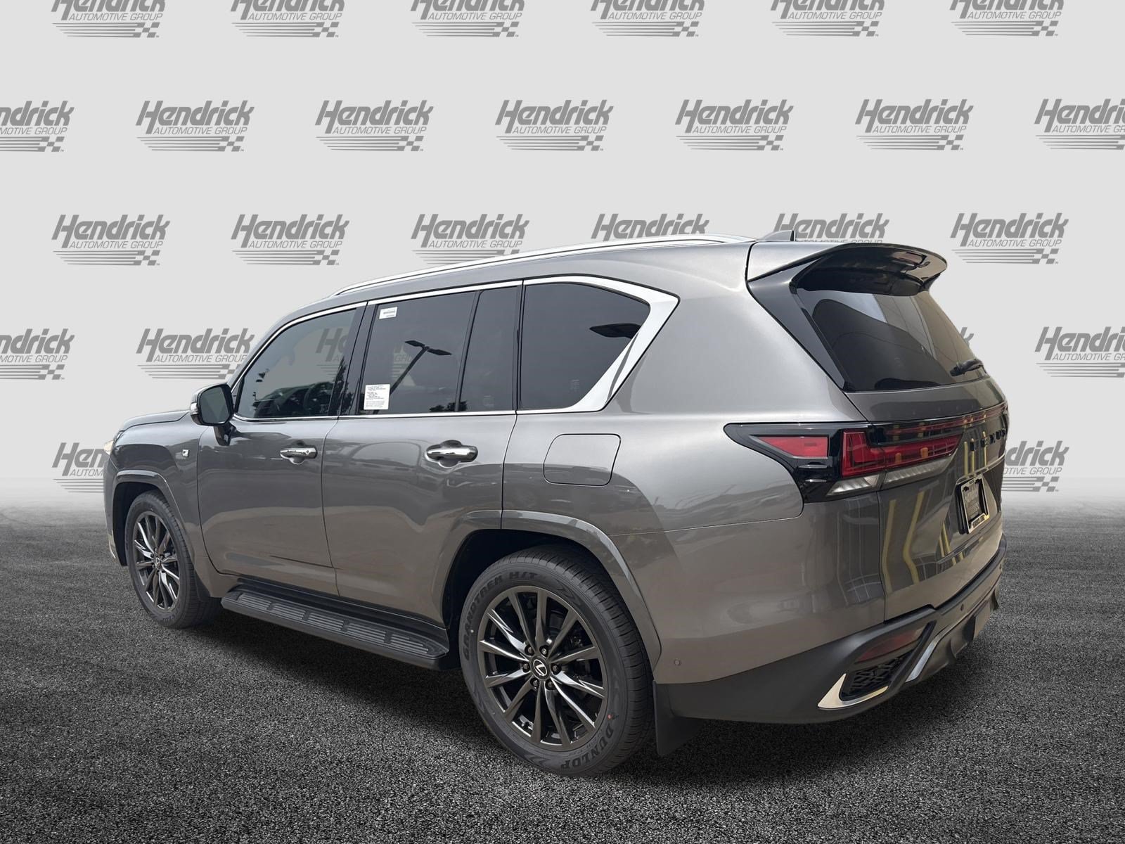 LEXUS LX 700h F SPORT Handling