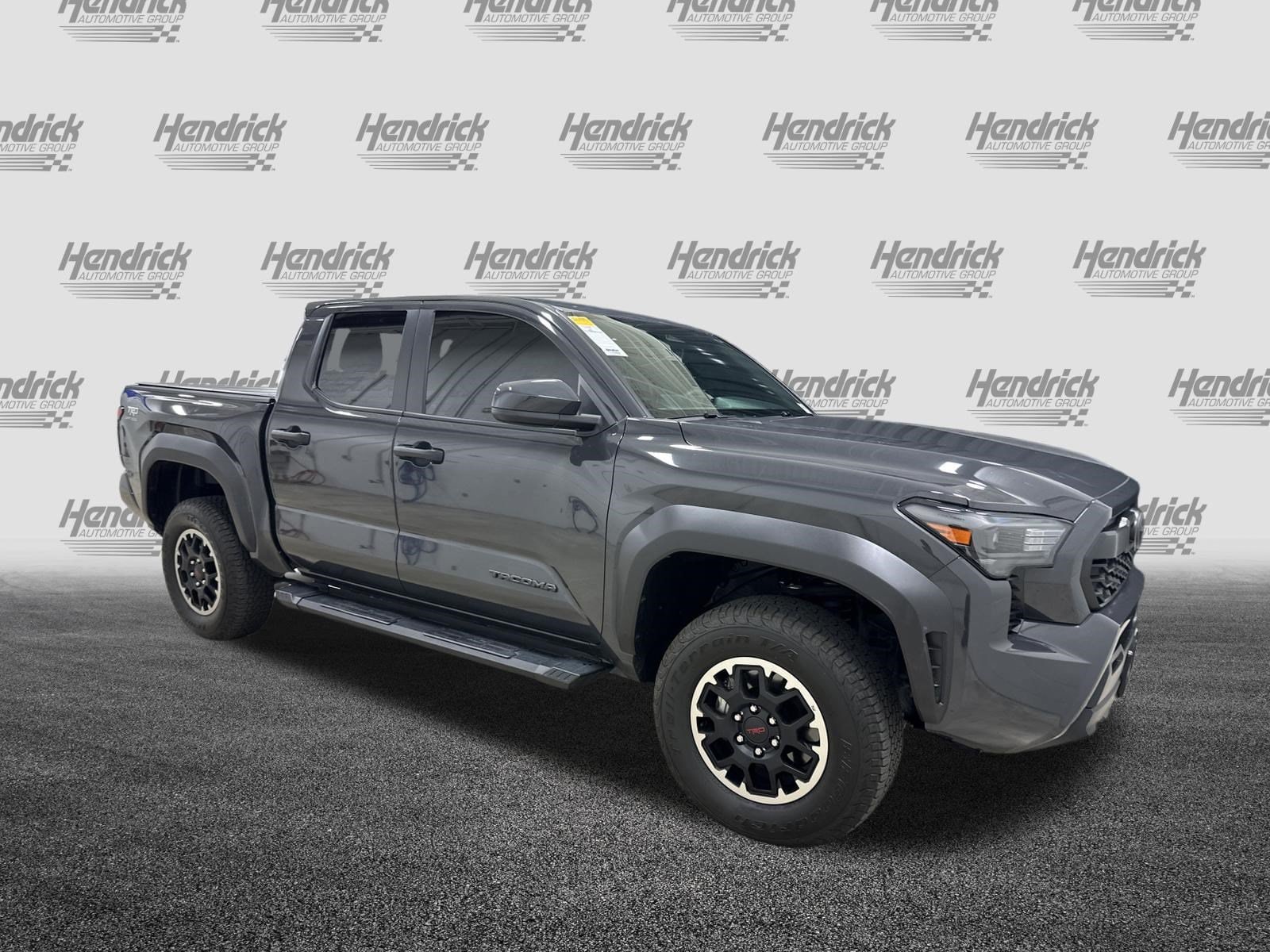 Used 2024 Toyota Tacoma TRD Off Road with VIN 3TMLB5JNXRM076396 for sale in Kansas City