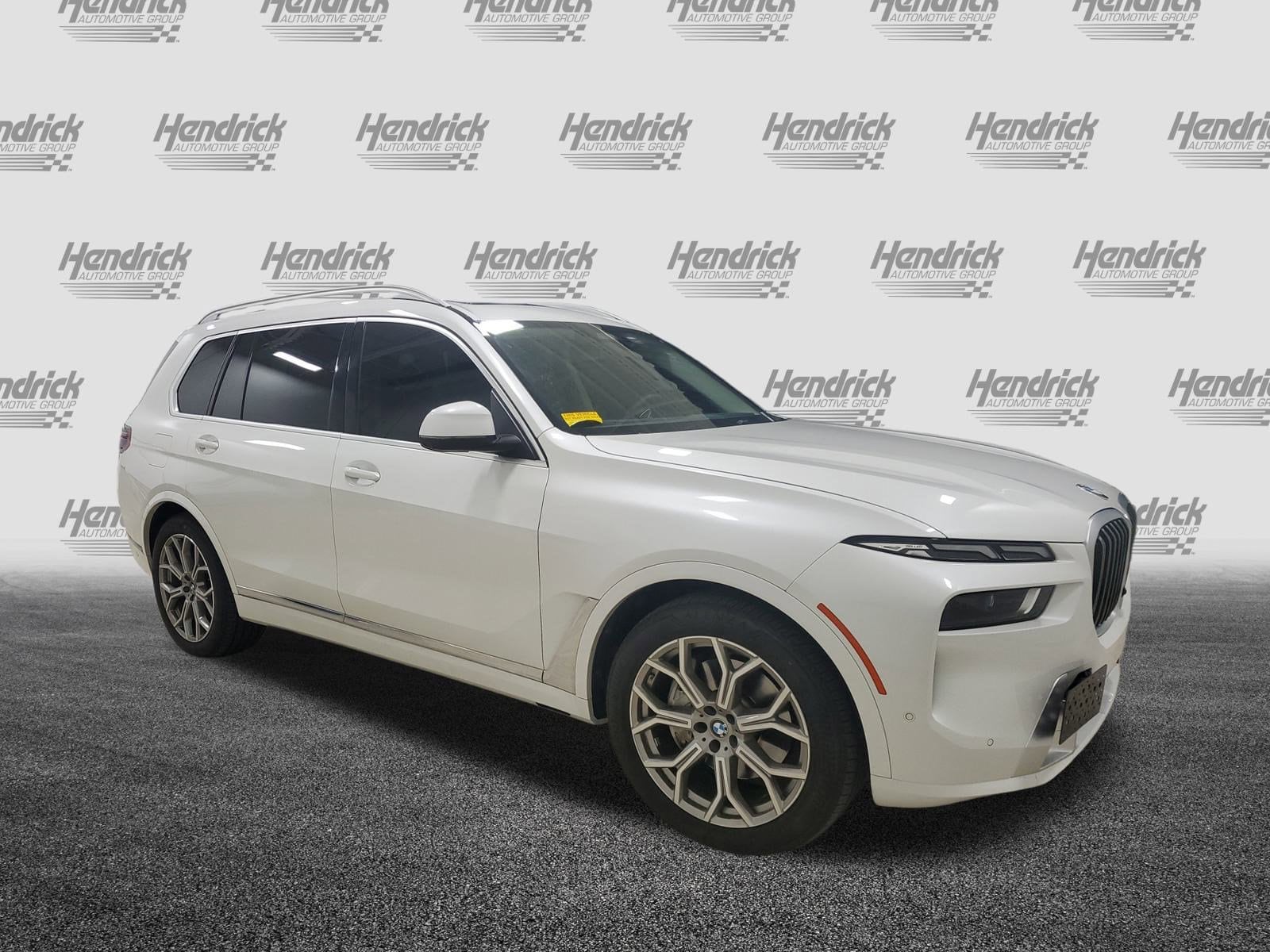 Used 2023 BMW X7 40i with VIN 5UX23EM0XP9P32647 for sale in Kansas City