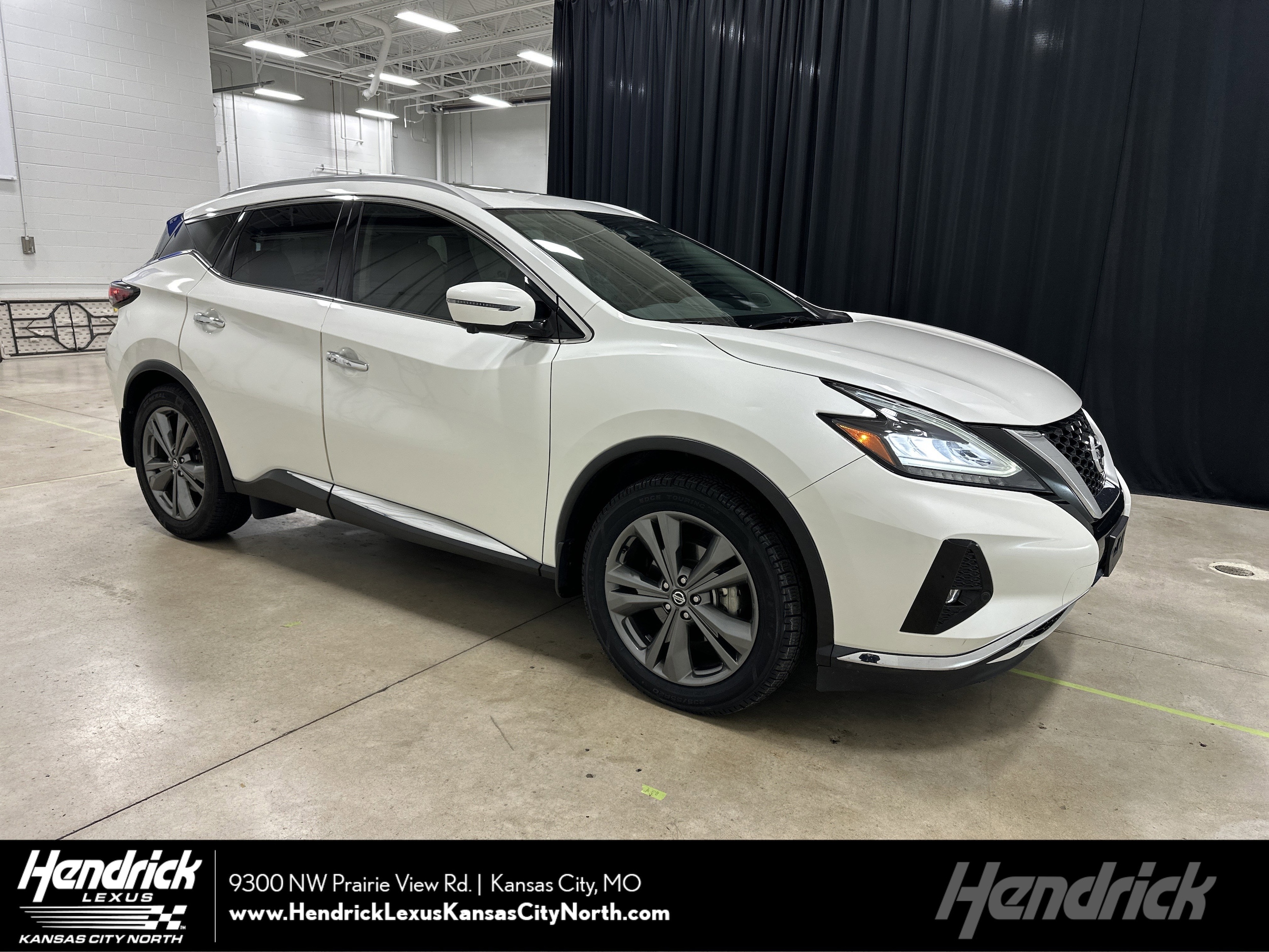 2019 Nissan Murano Platinum's photo
