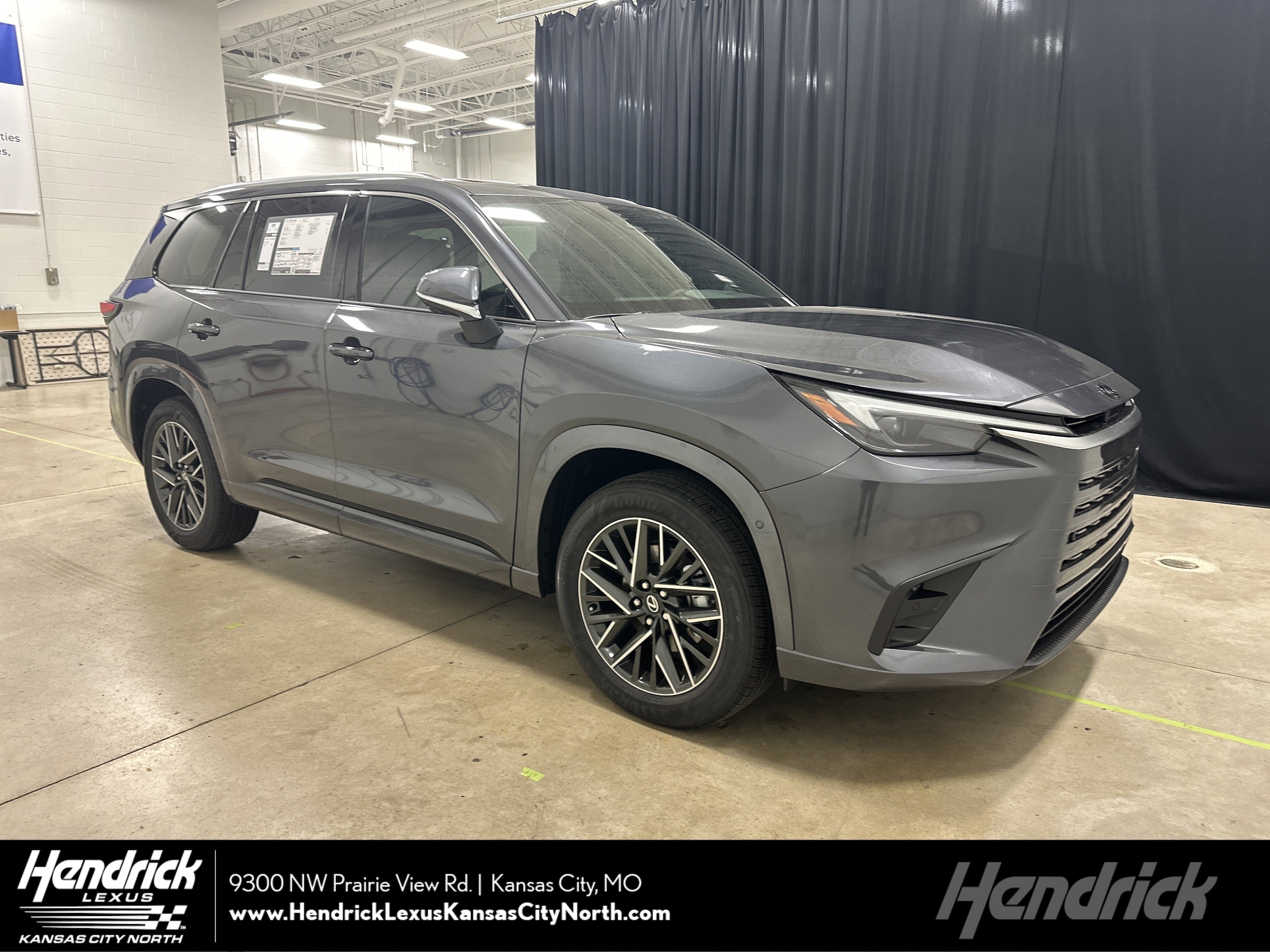 2026 Lexus TX Premium's photo