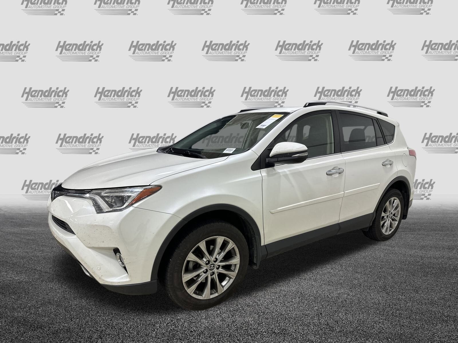 2016 Toyota RAV4 Limited photo 3