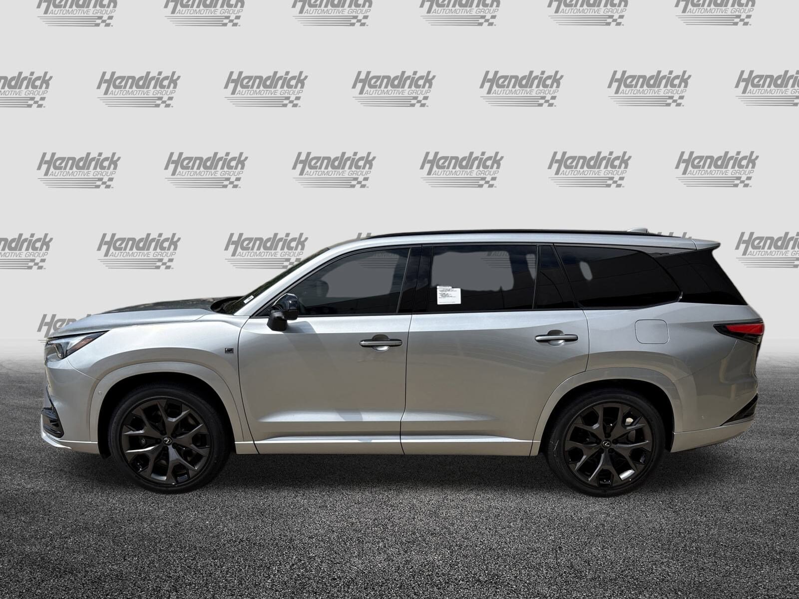 2025 Lexus TX 500h F SPORT Performance Premium photo 4