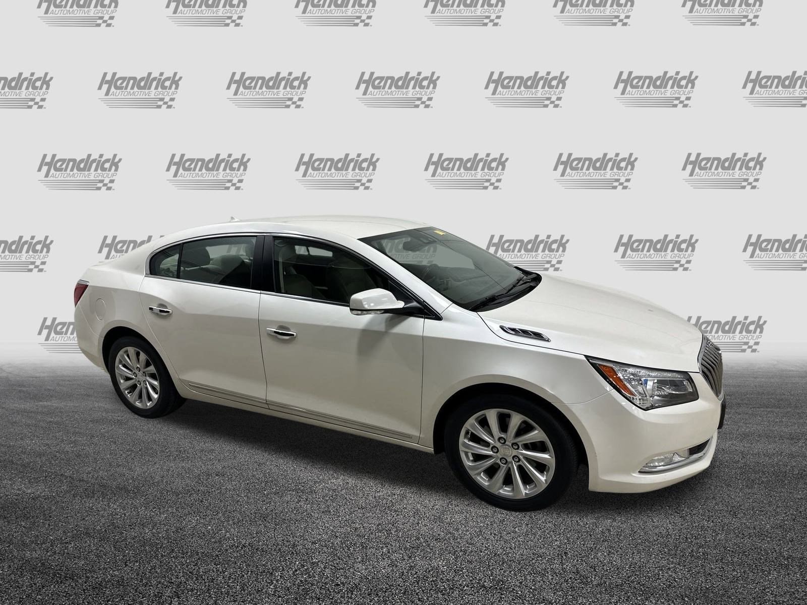 Used 2014 Buick LaCrosse Leather with VIN 1G4GB5G32EF239992 for sale in Kansas City