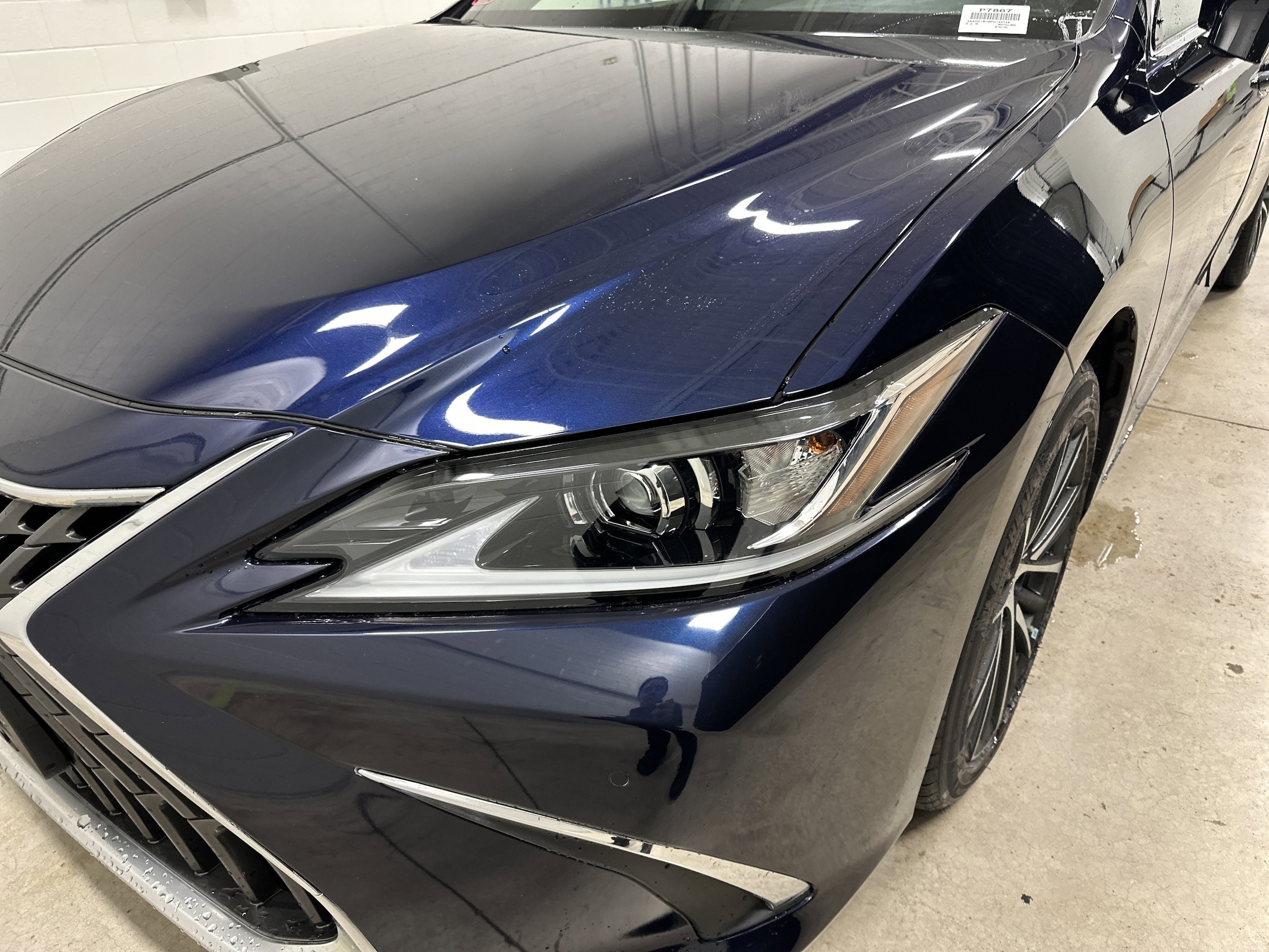 2023 LEXUS ES 350 photo 4