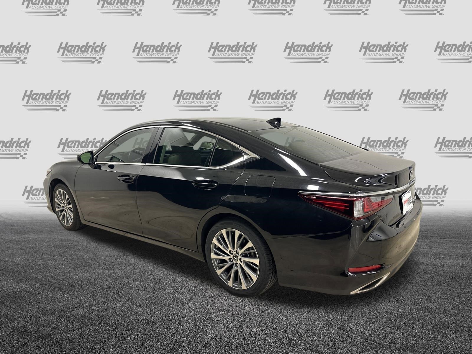 2019 LEXUS ES 350 photo 5
