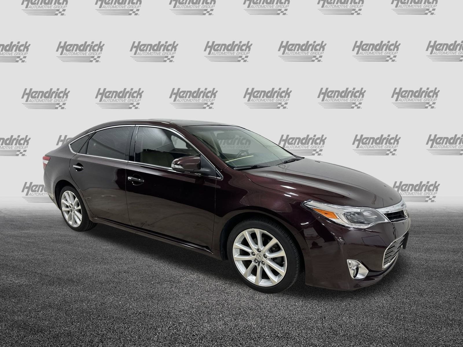 Used 2015 Toyota Avalon Limited with VIN 4T1BK1EB6FU171299 for sale in Kansas City, MO