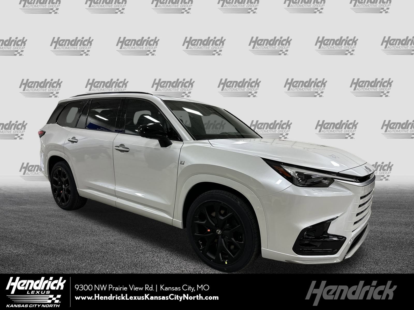 2026 Lexus TX F Sport's photo