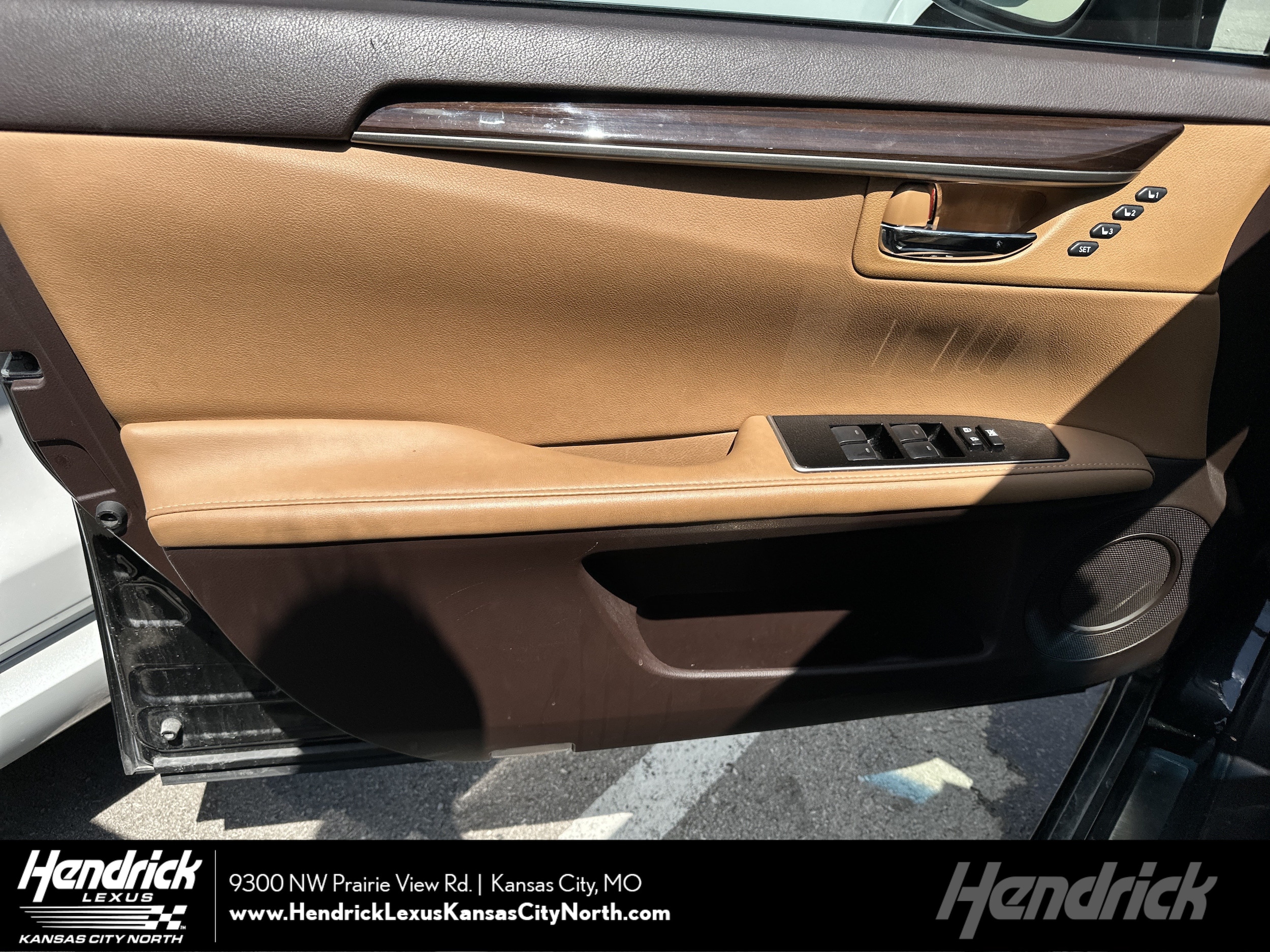2017 Lexus ES 350 350's photo