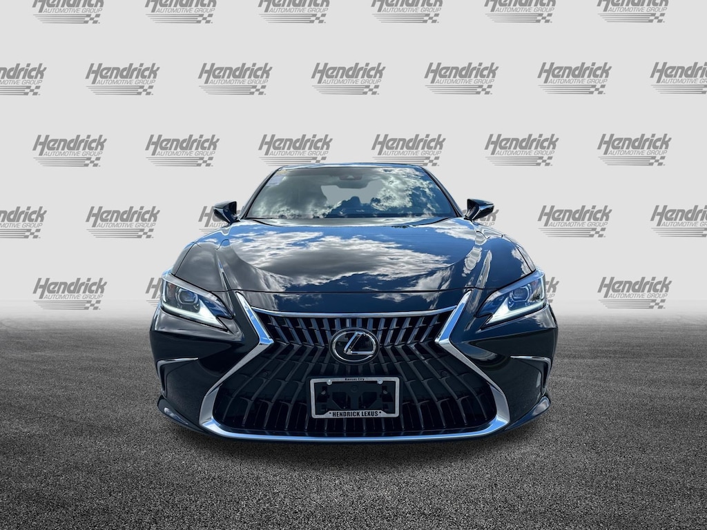 Used 2024 Lexus ES 350 Sedan
