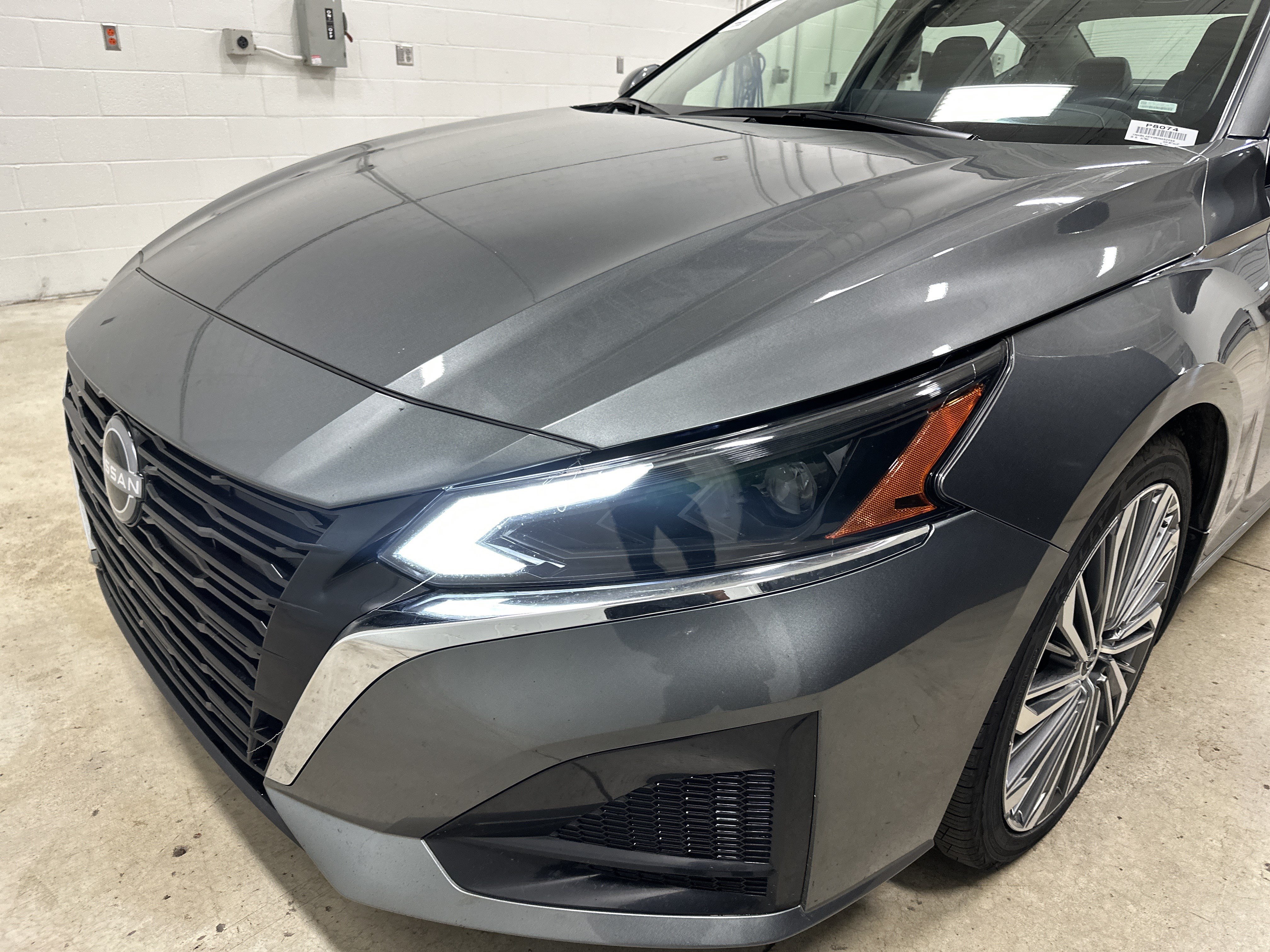 Used 2025 Nissan Altima SL Sedan
