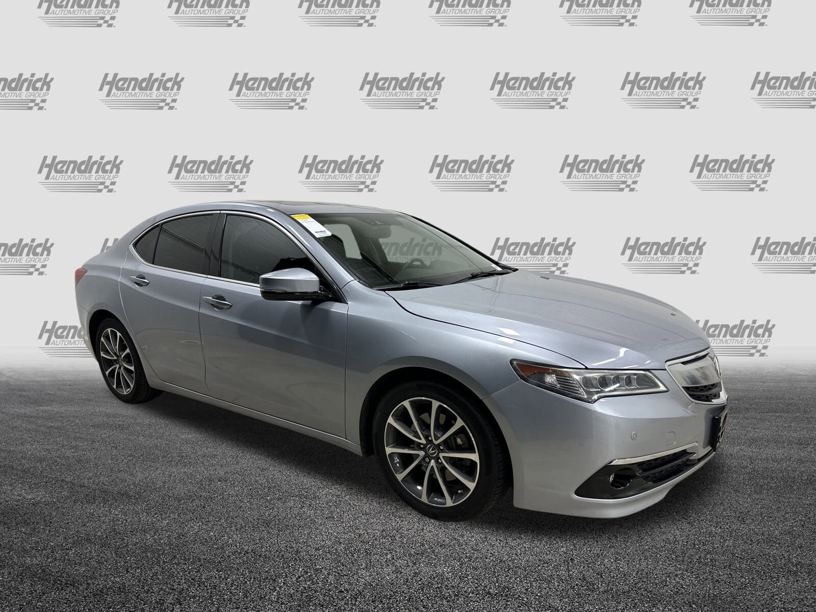 2015 Acura TLX Advance photo 2
