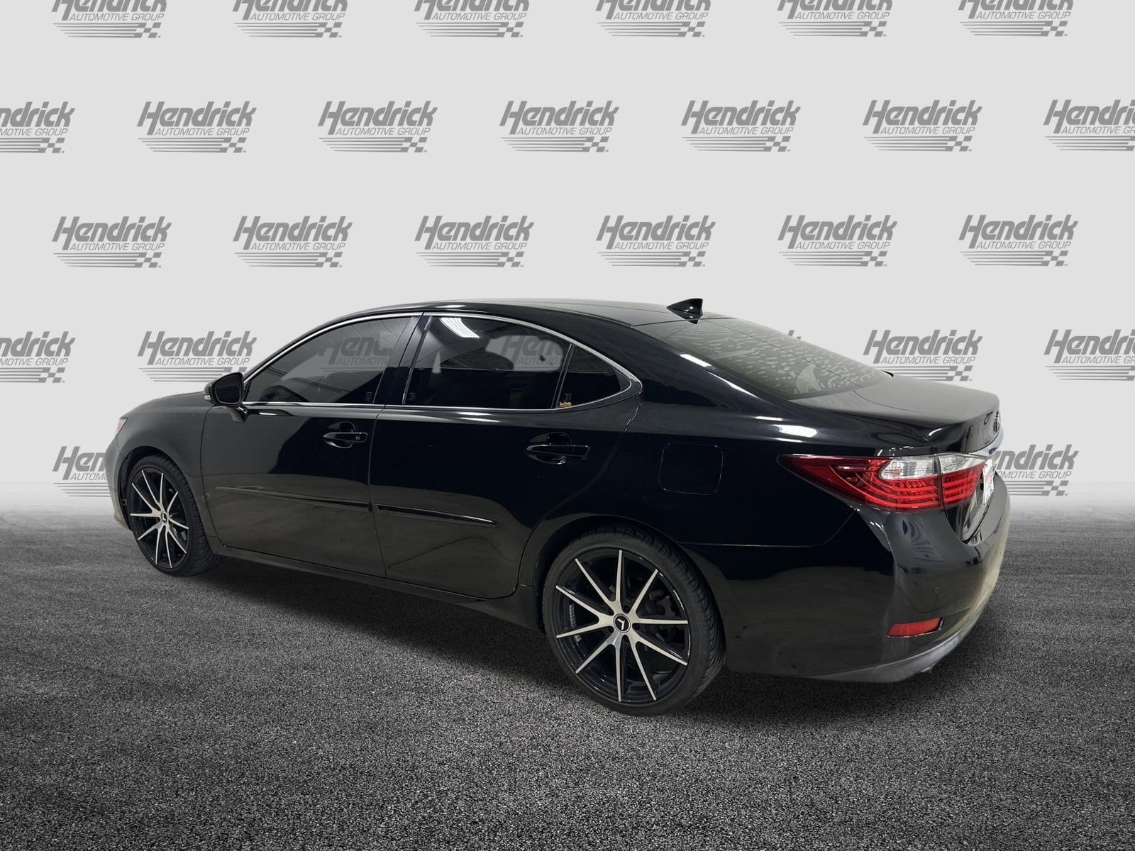 2015 LEXUS ES 350 photo 6
