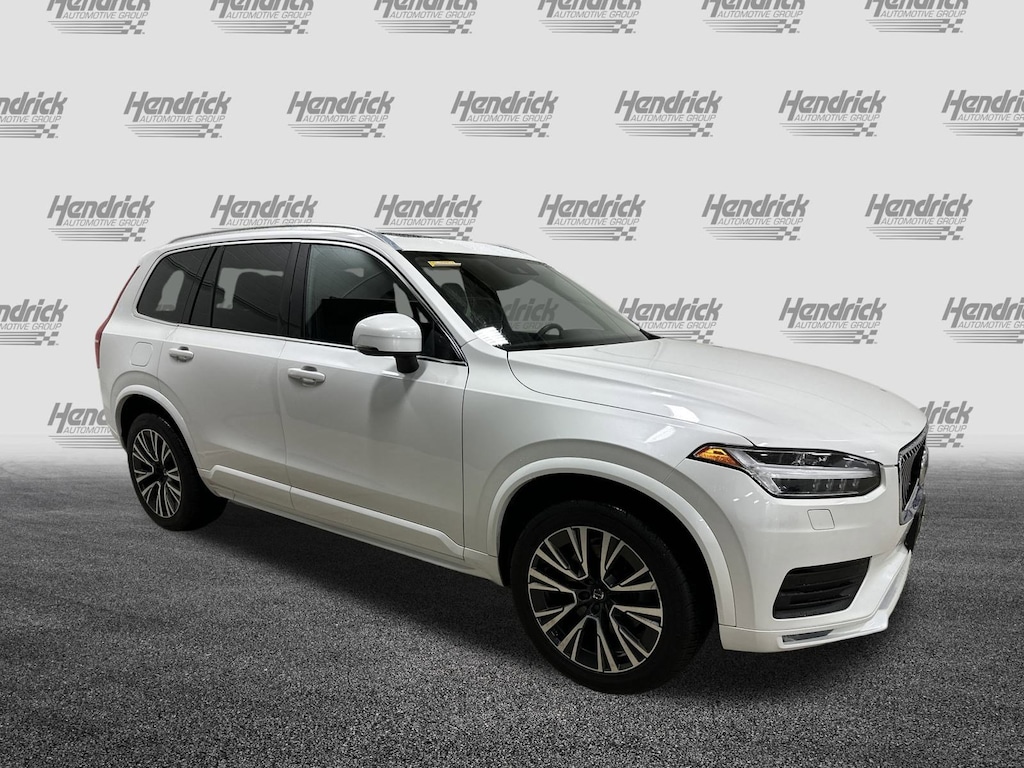 Used 2021 Volvo XC90 Momentum SUV