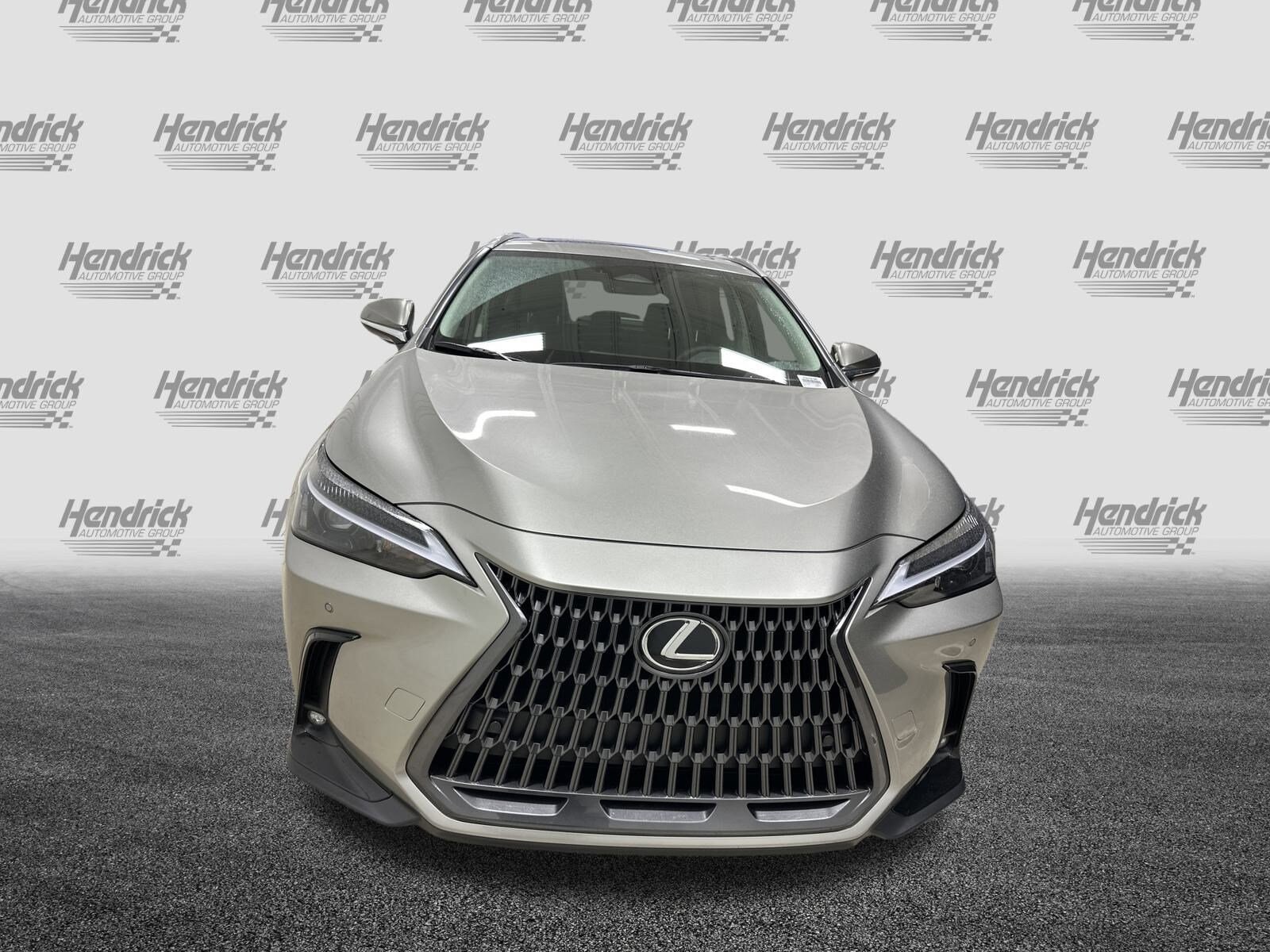 2026 Lexus NX 350 photo 2