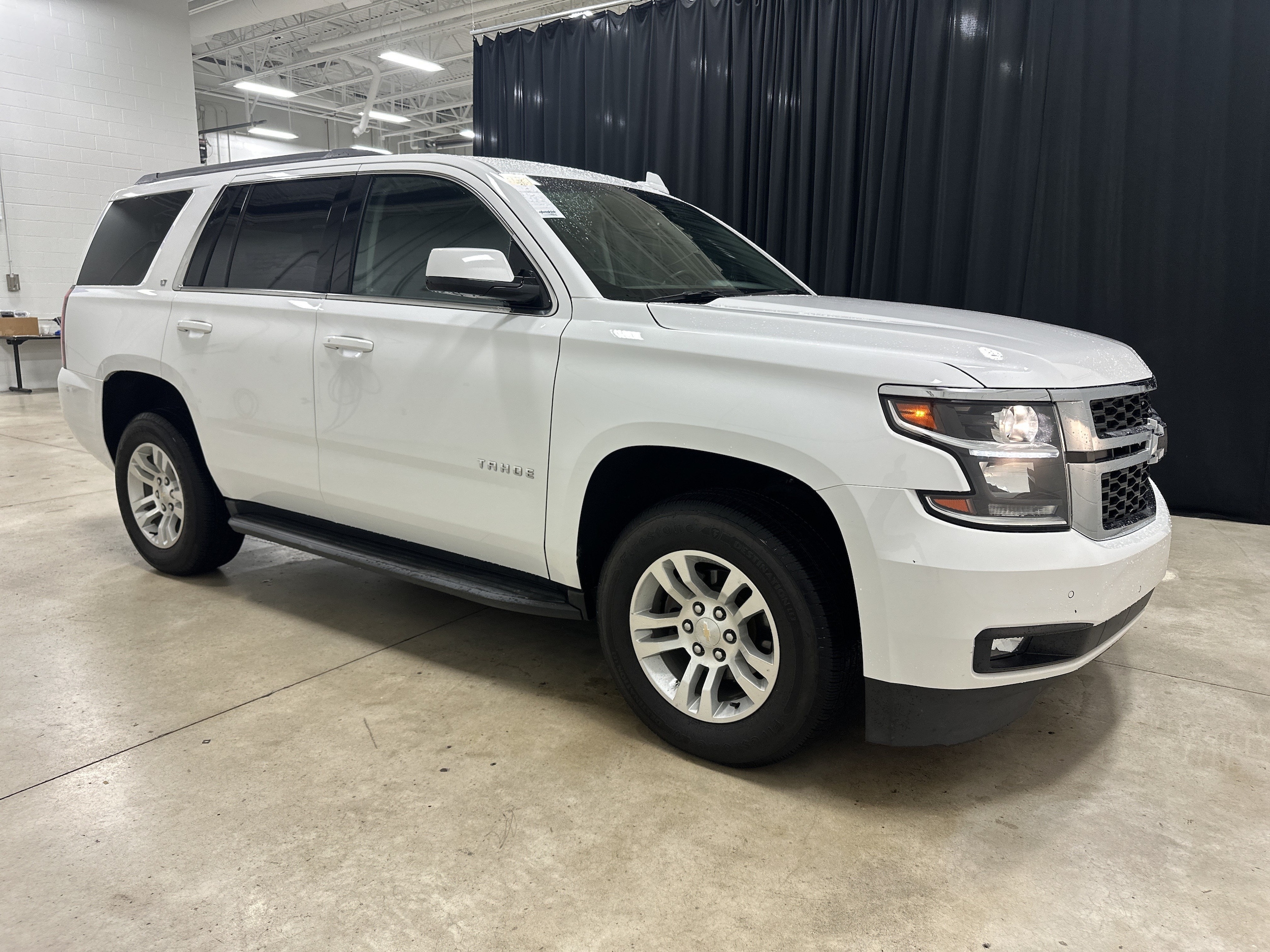 Used 2017 Chevrolet Tahoe LT with VIN 1GNSKBKC6HR313512 for sale in Kansas City