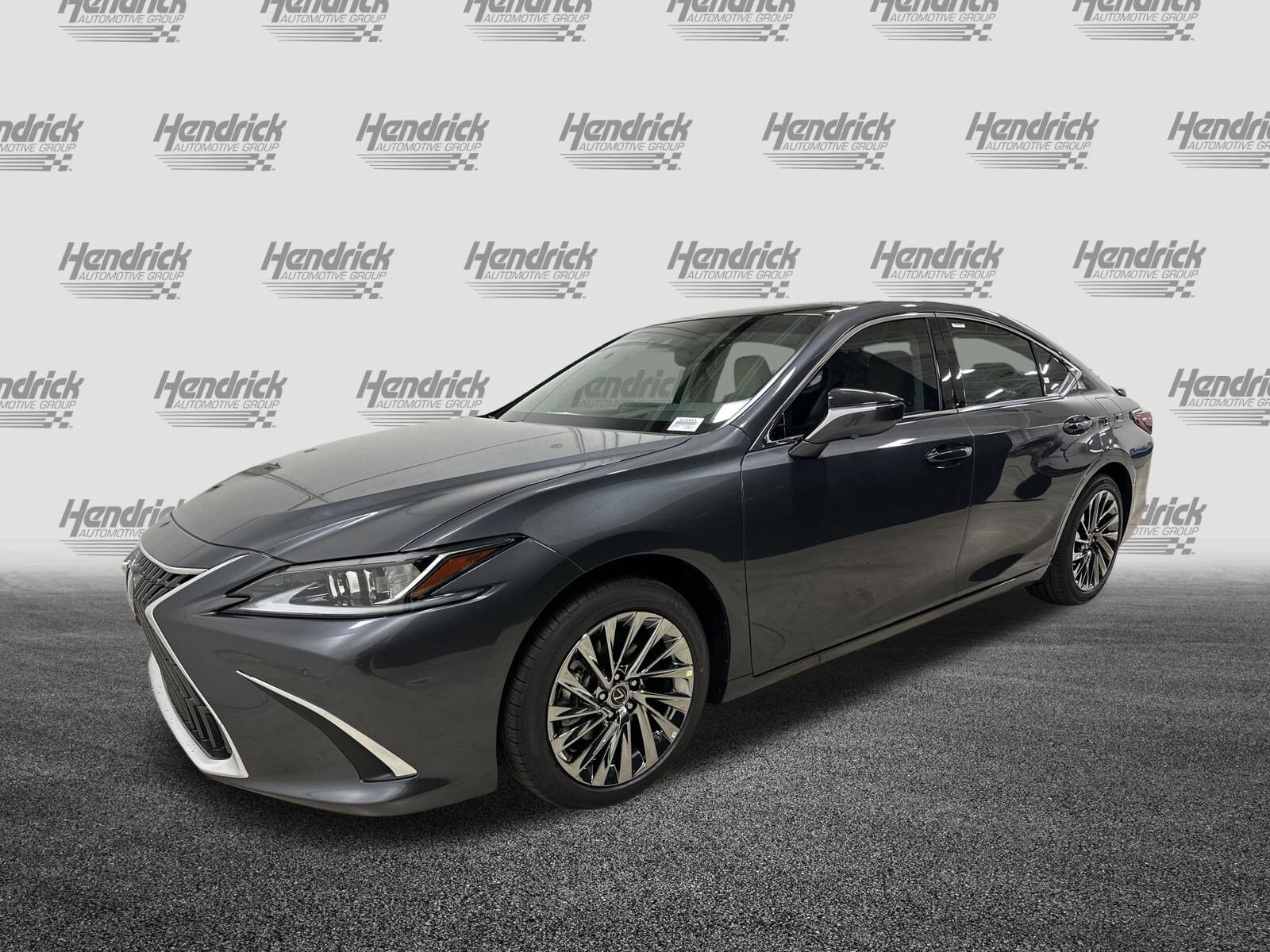 2025 Lexus ES 350 Luxury photo 3