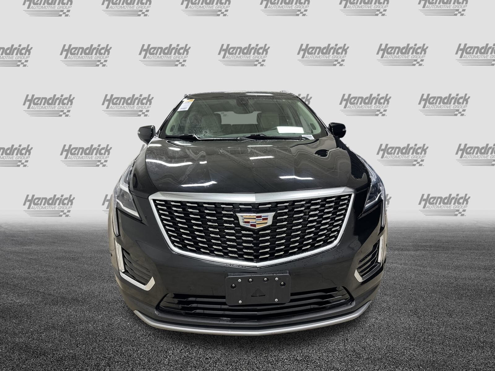 2022 Cadillac XT5 Premium Luxury photo 3