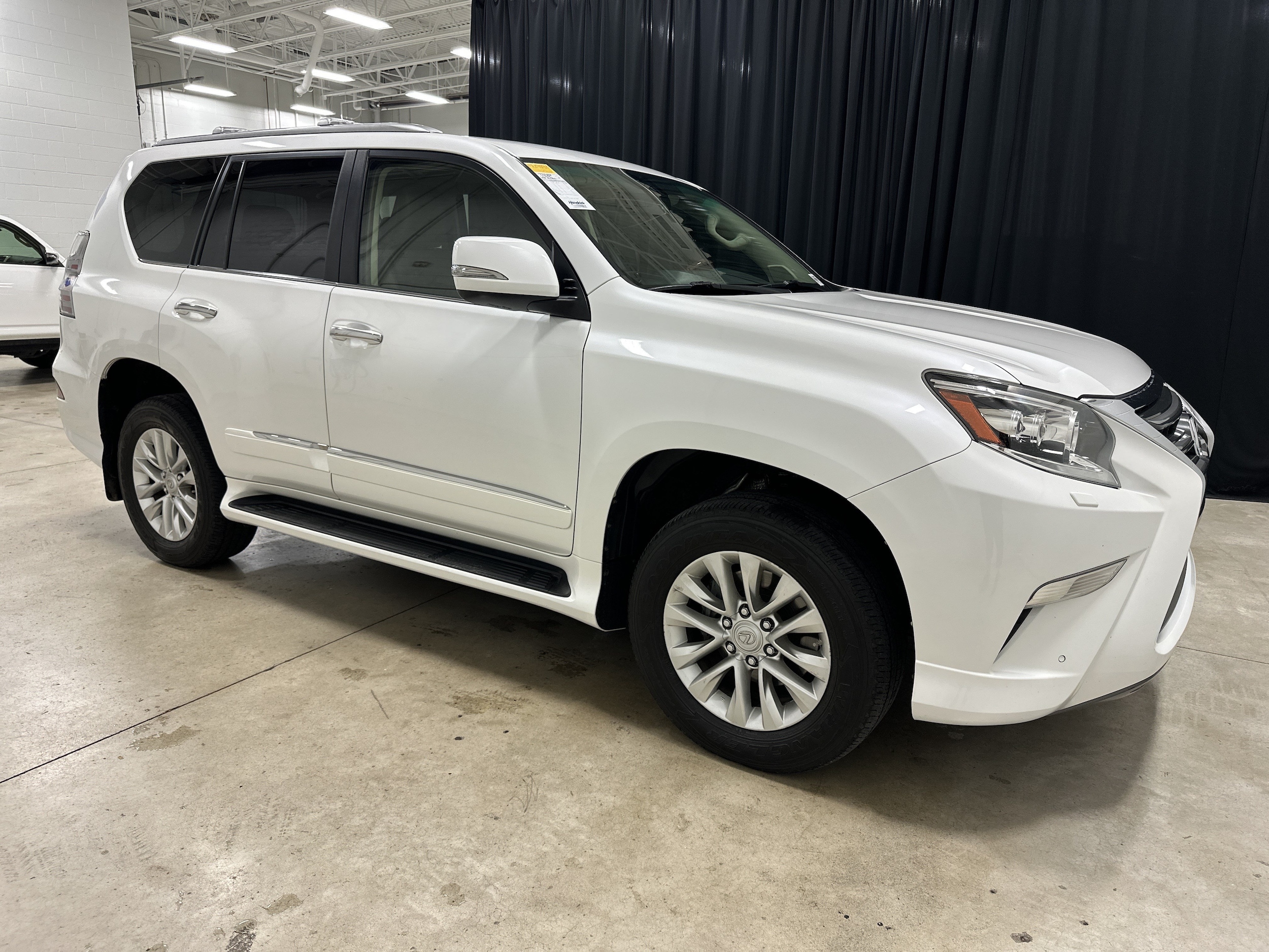 Used 2016 Lexus GX Base with VIN JTJBM7FX6G5129719 for sale in Kansas City