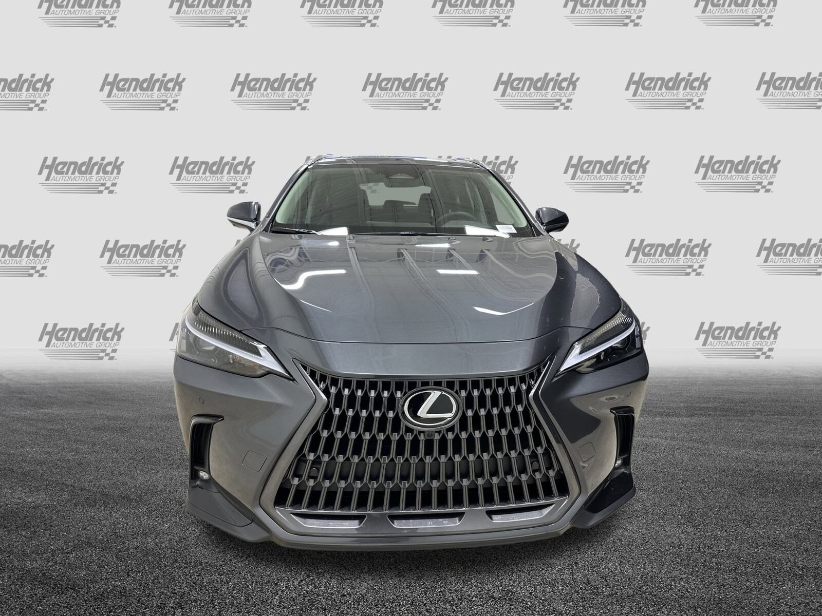 2026 Lexus NX 350 Premium photo 2