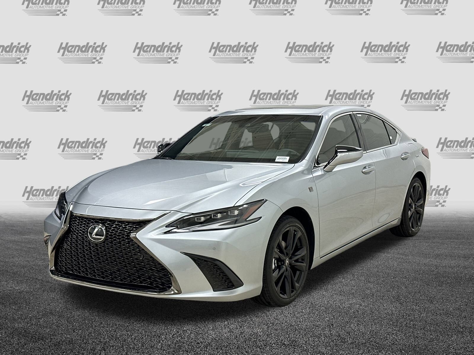 2025 Lexus ES 300h F SPORT Design photo 3