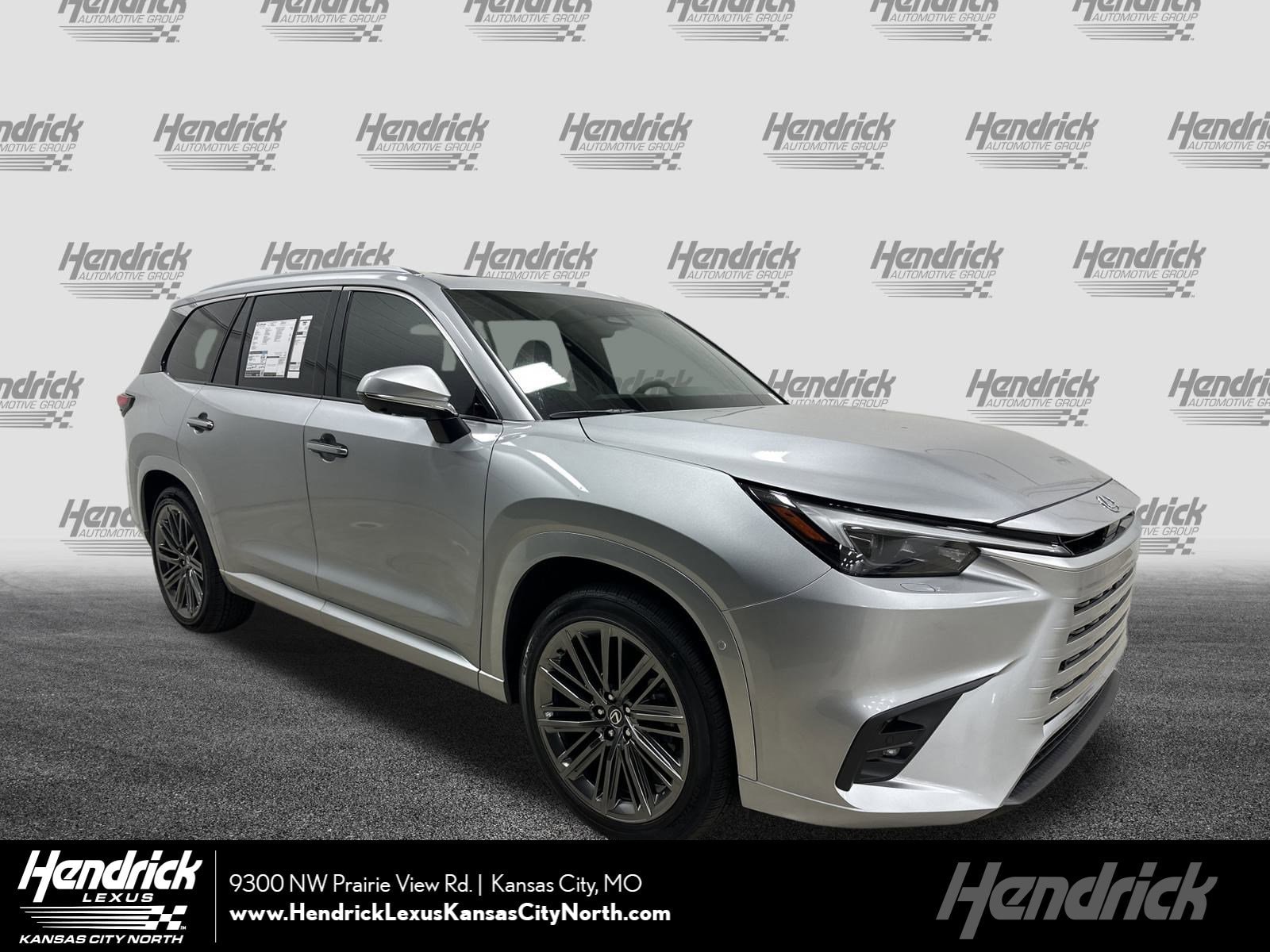 2026 Lexus TX Luxury's photo