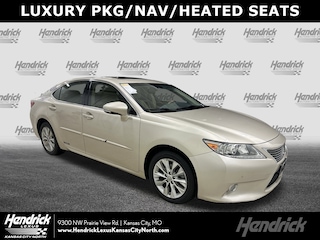 2013 LEXUS ES 300h Hybrid Sedan