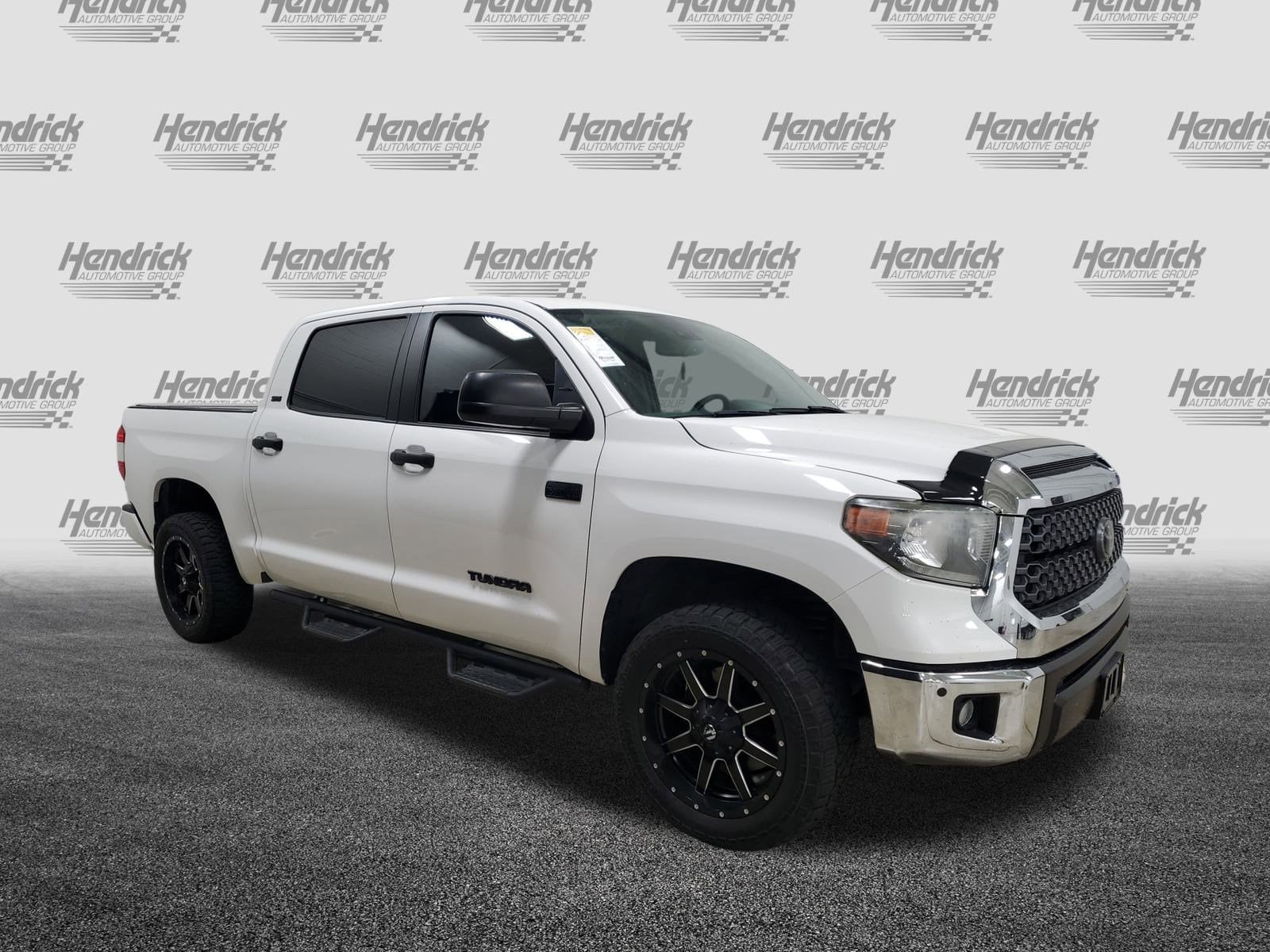 Used 2021 Toyota Tundra SR5 with VIN 5TFDY5F10MX985498 for sale in Kansas City